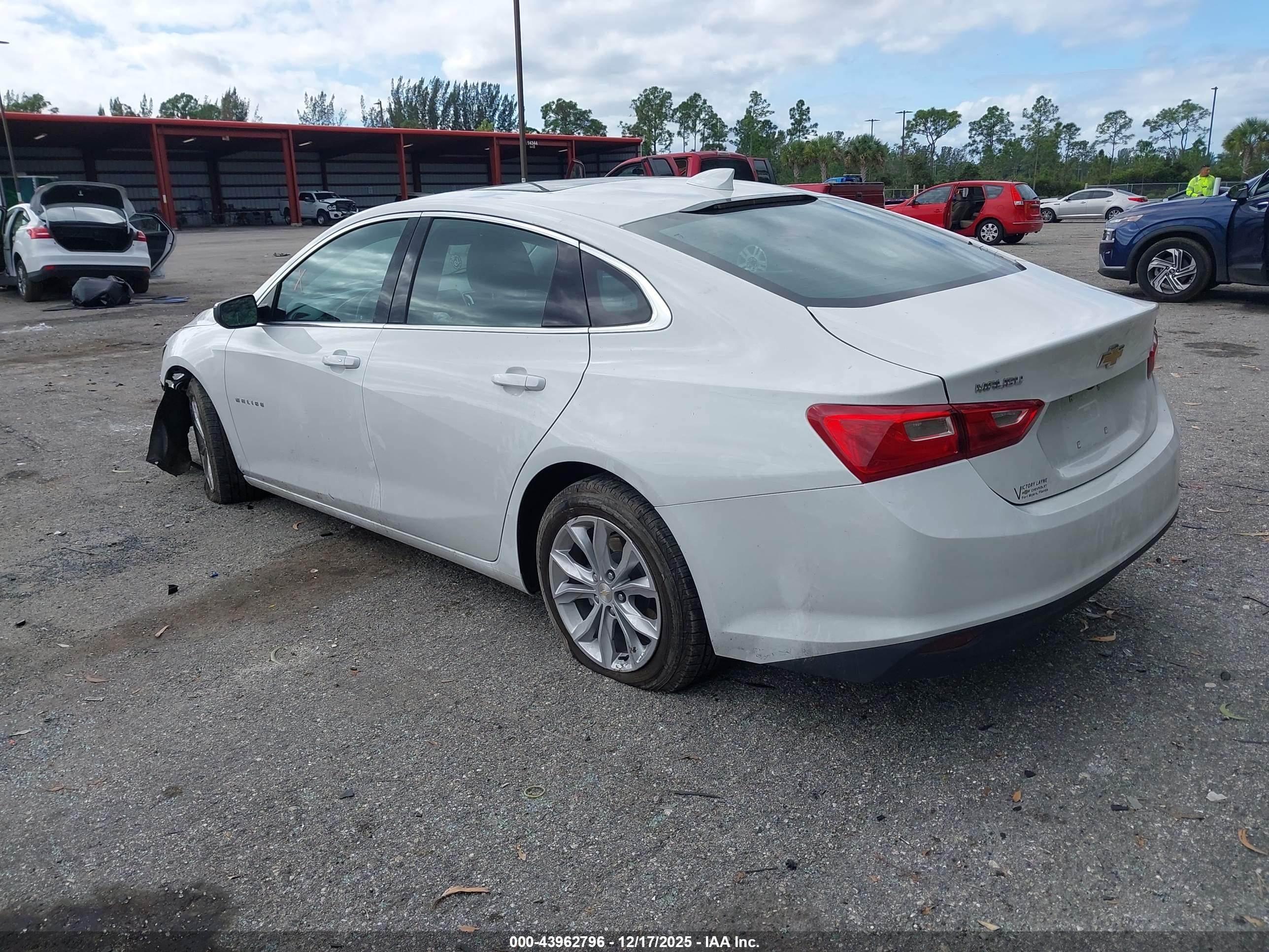 CHEVROLET MALIBU image 3