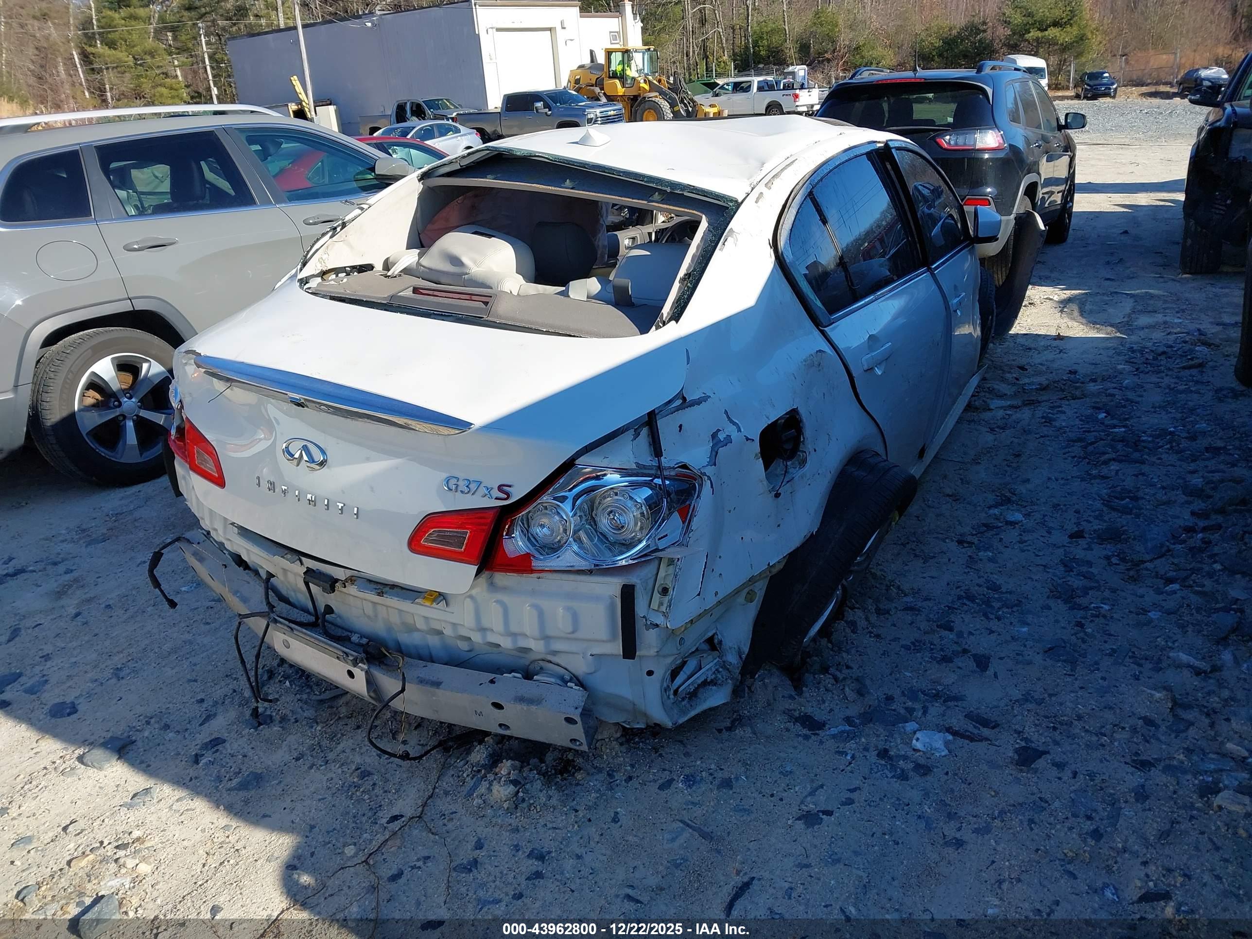 INFINITI G37X image 4
