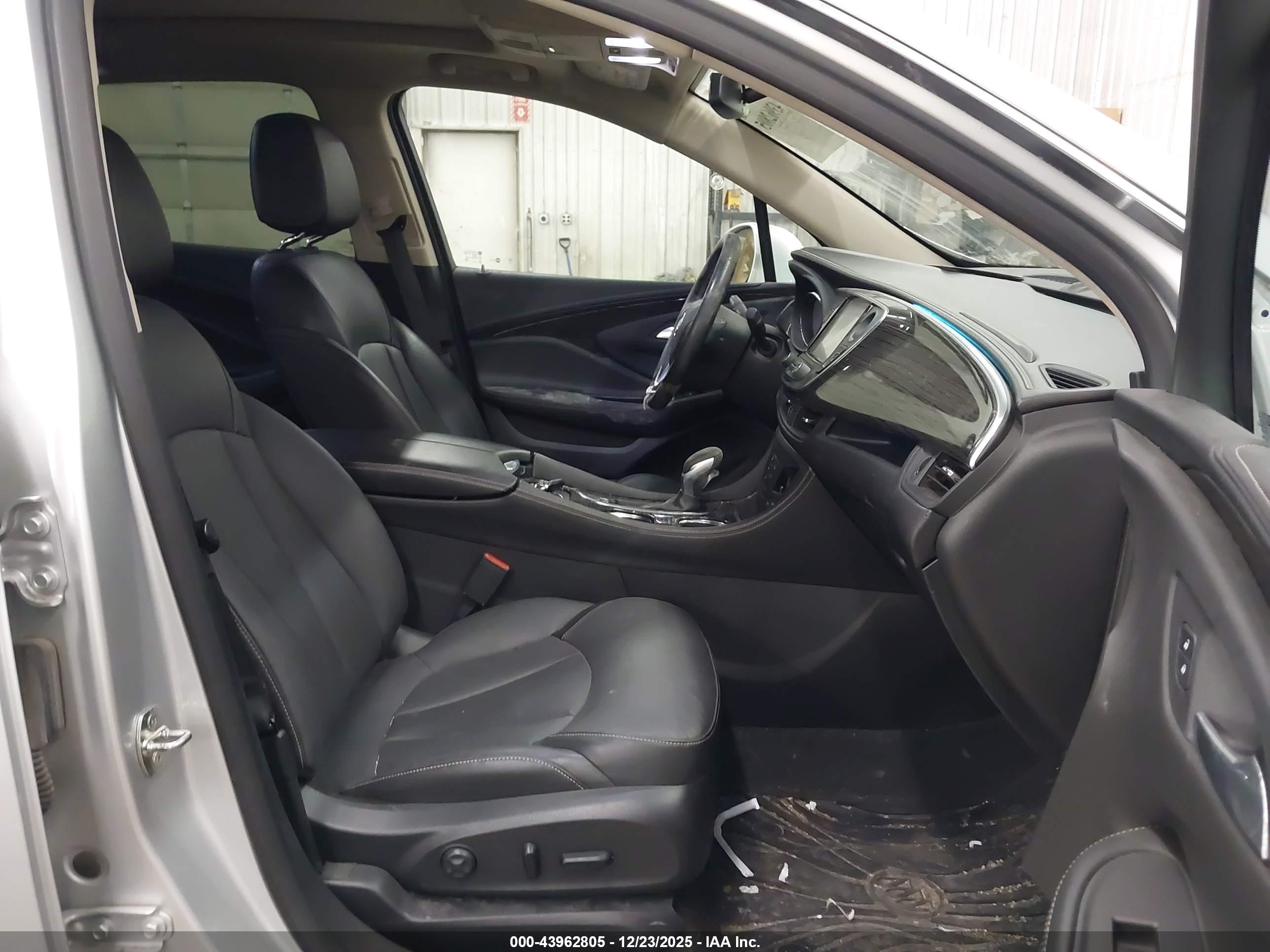 BUICK ENVISION image 5