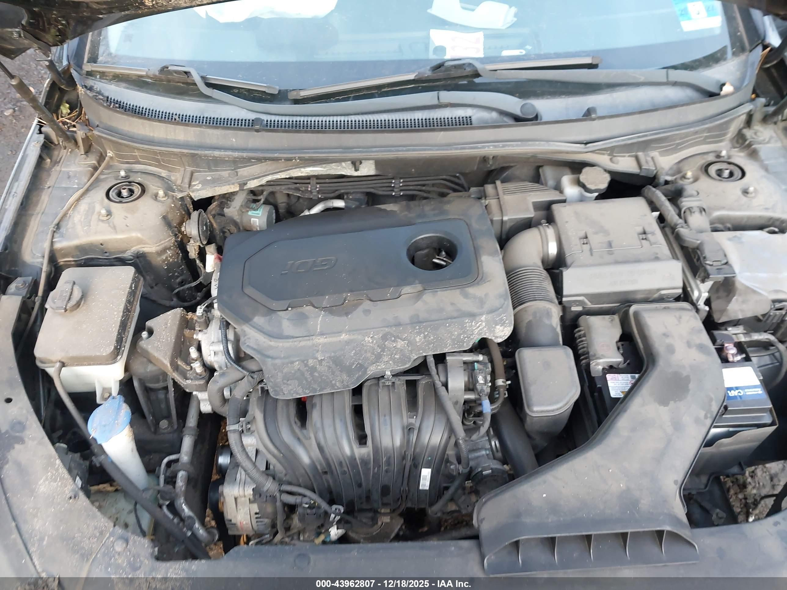 HYUNDAI SONATA image 10