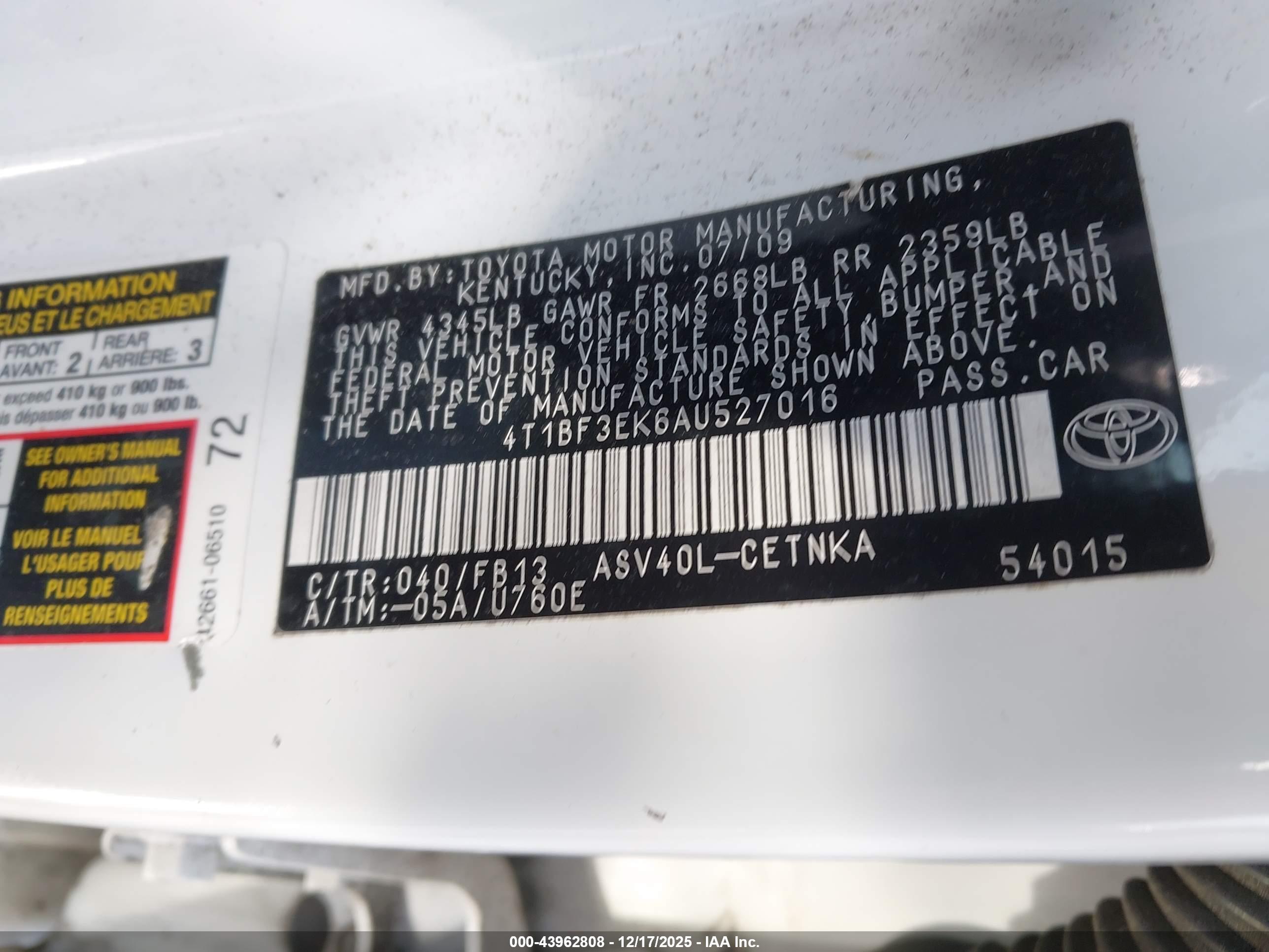 TOYOTA CAMRY image 9