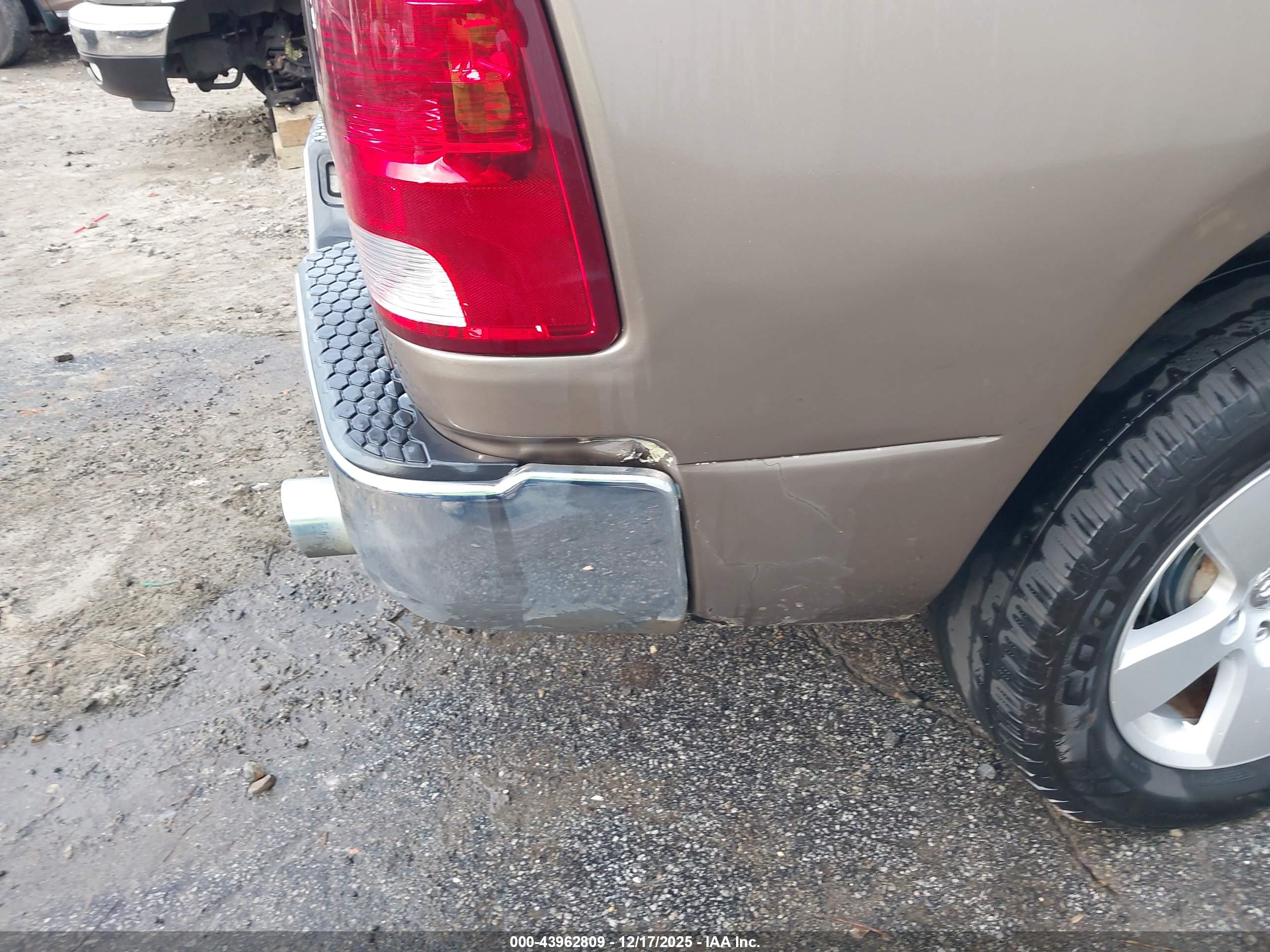 DODGE RAM image 6