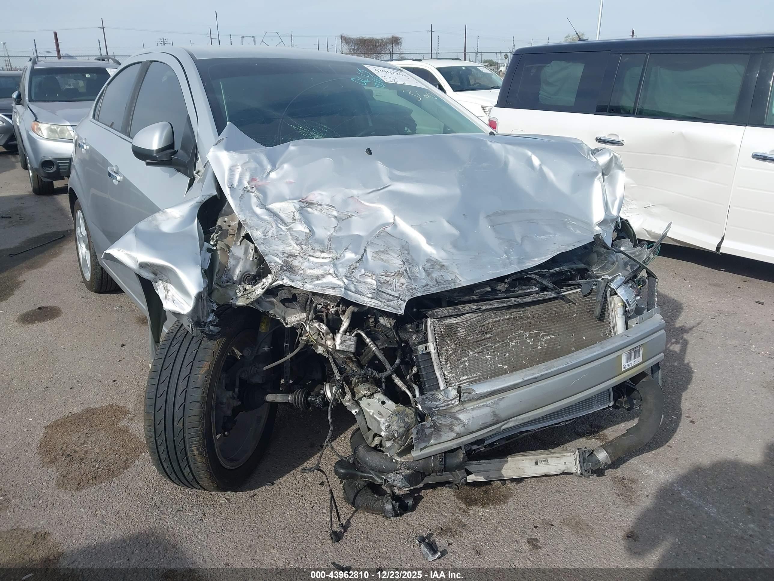 CHEVROLET SONIC image 6