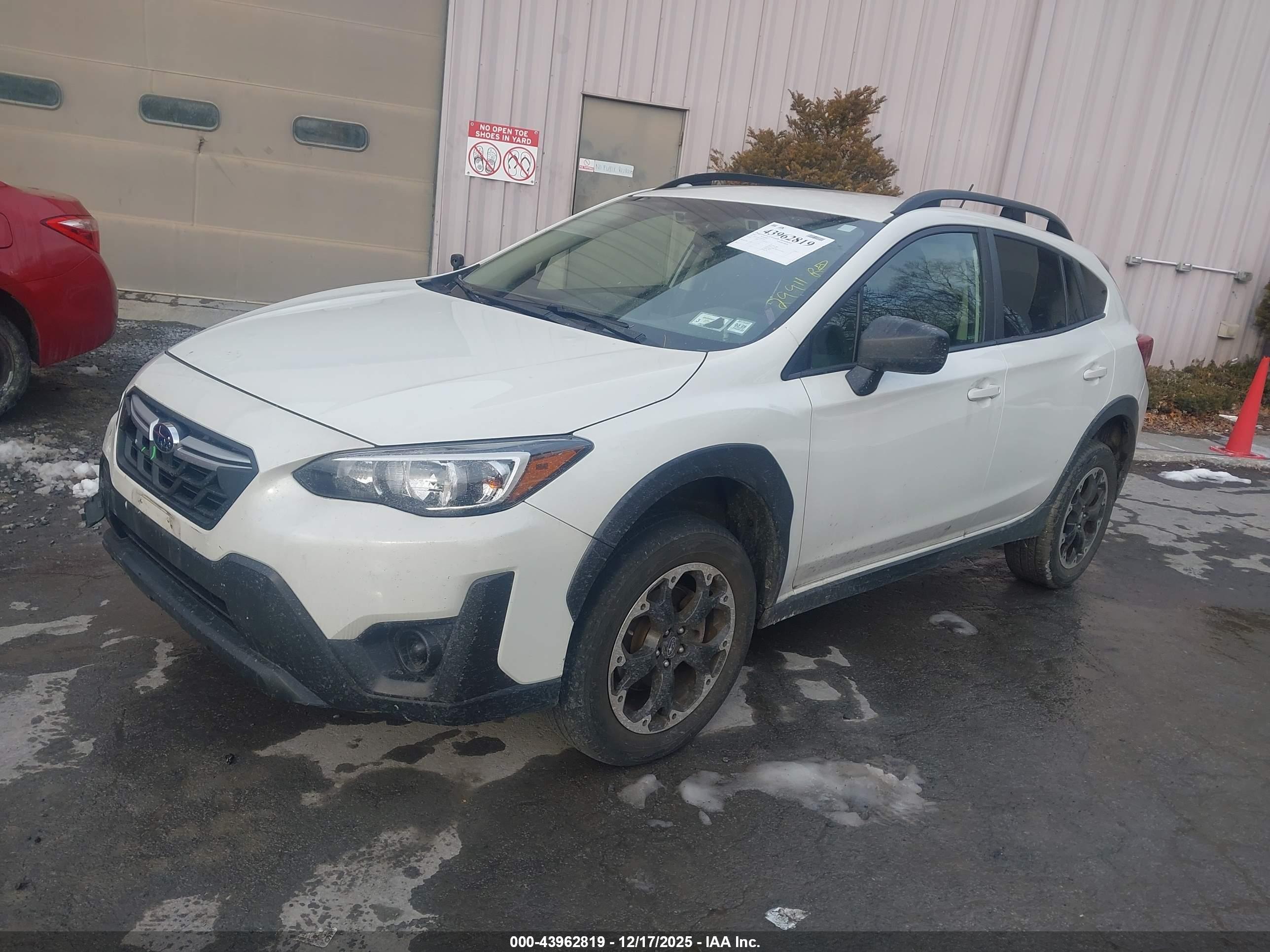 SUBARU CROSSTREK image 2