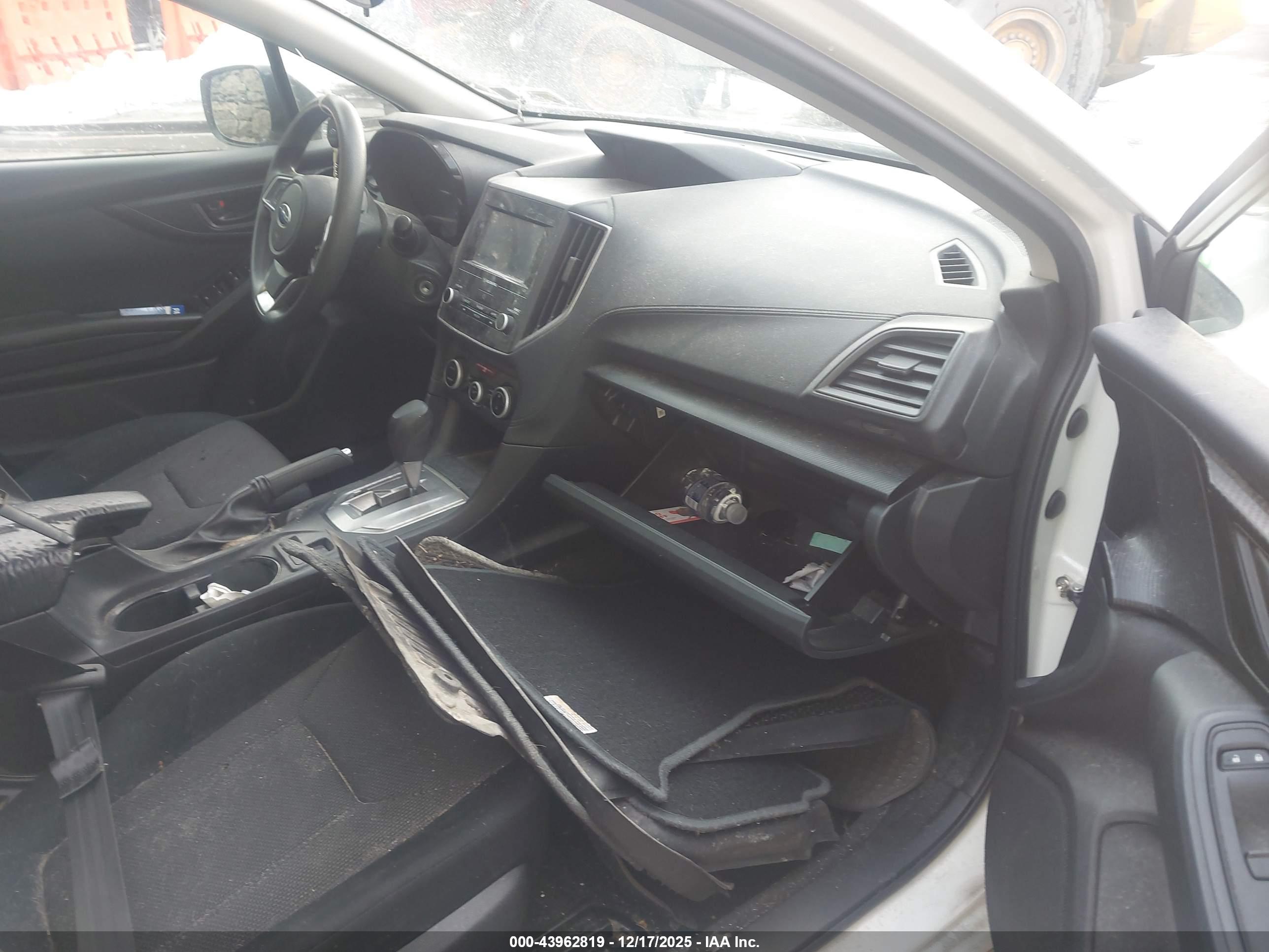 SUBARU CROSSTREK image 5