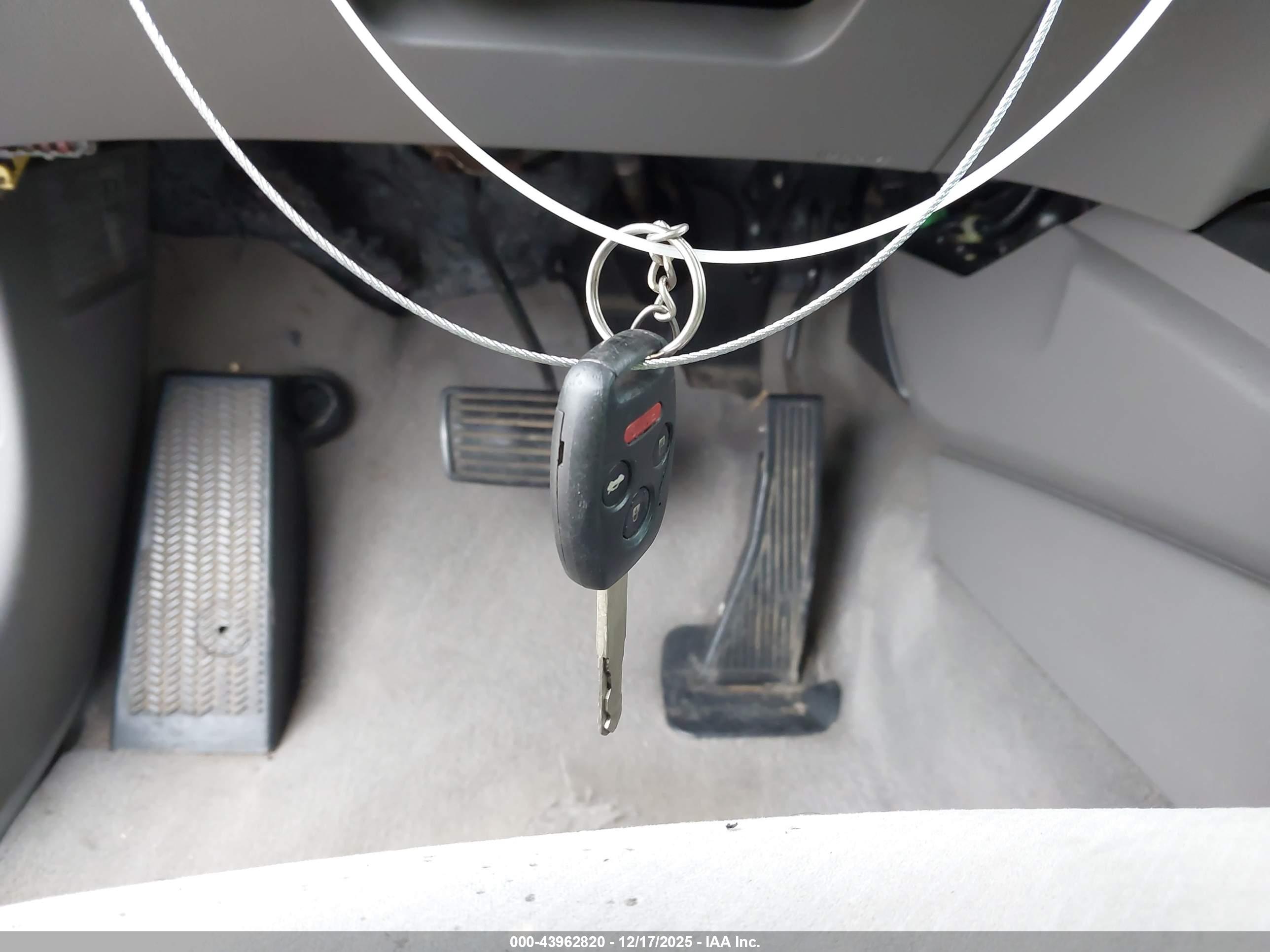 HONDA CIVIC image 11