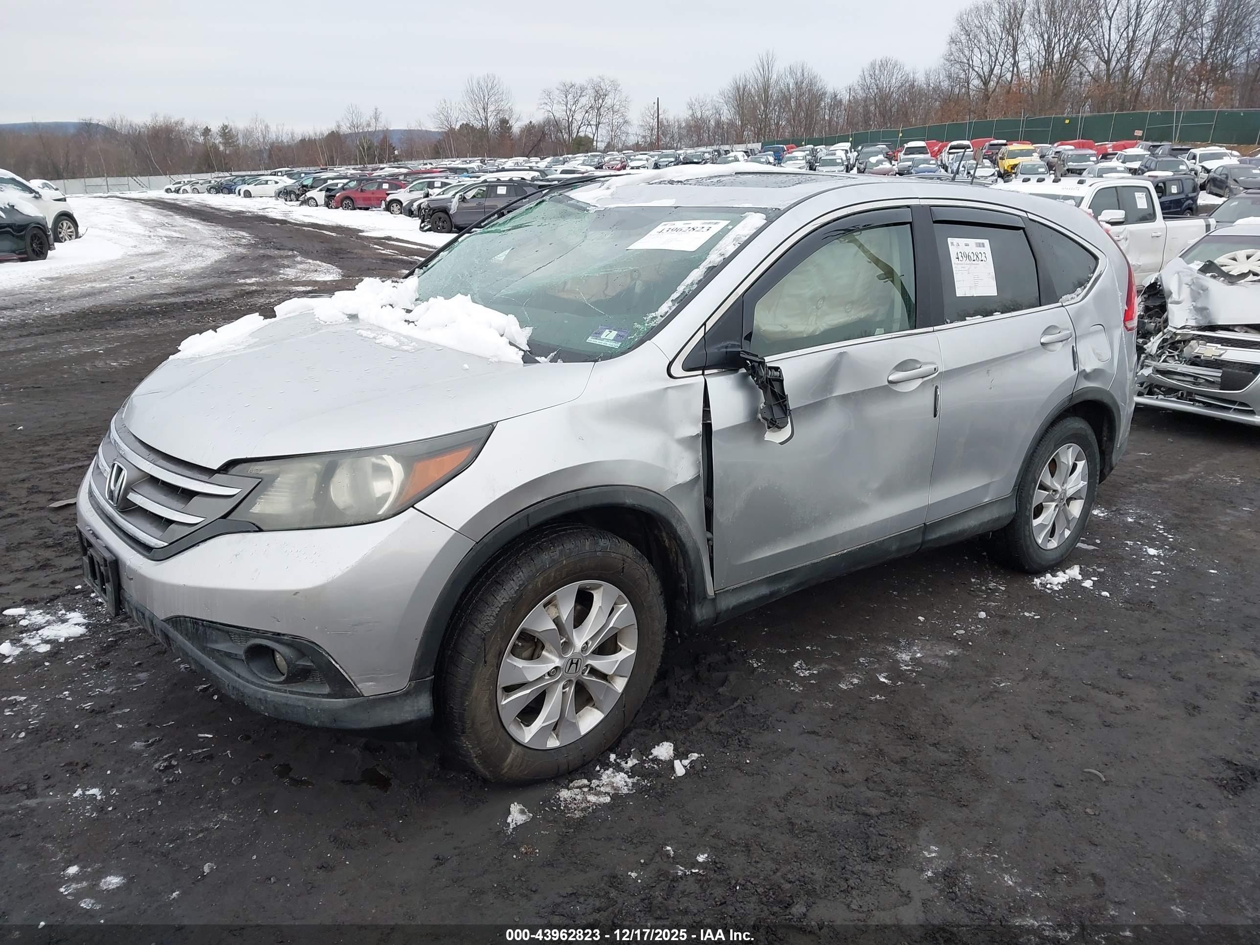 HONDA CR-V image 2