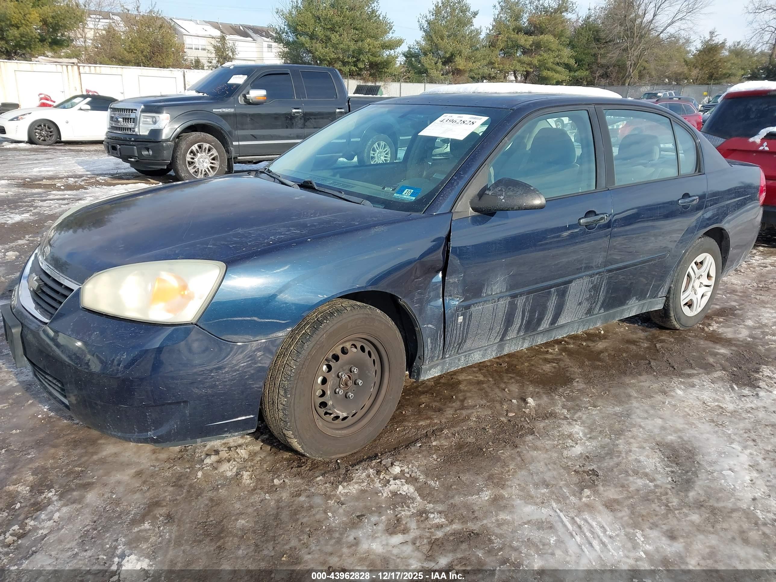 CHEVROLET MALIBU image 2