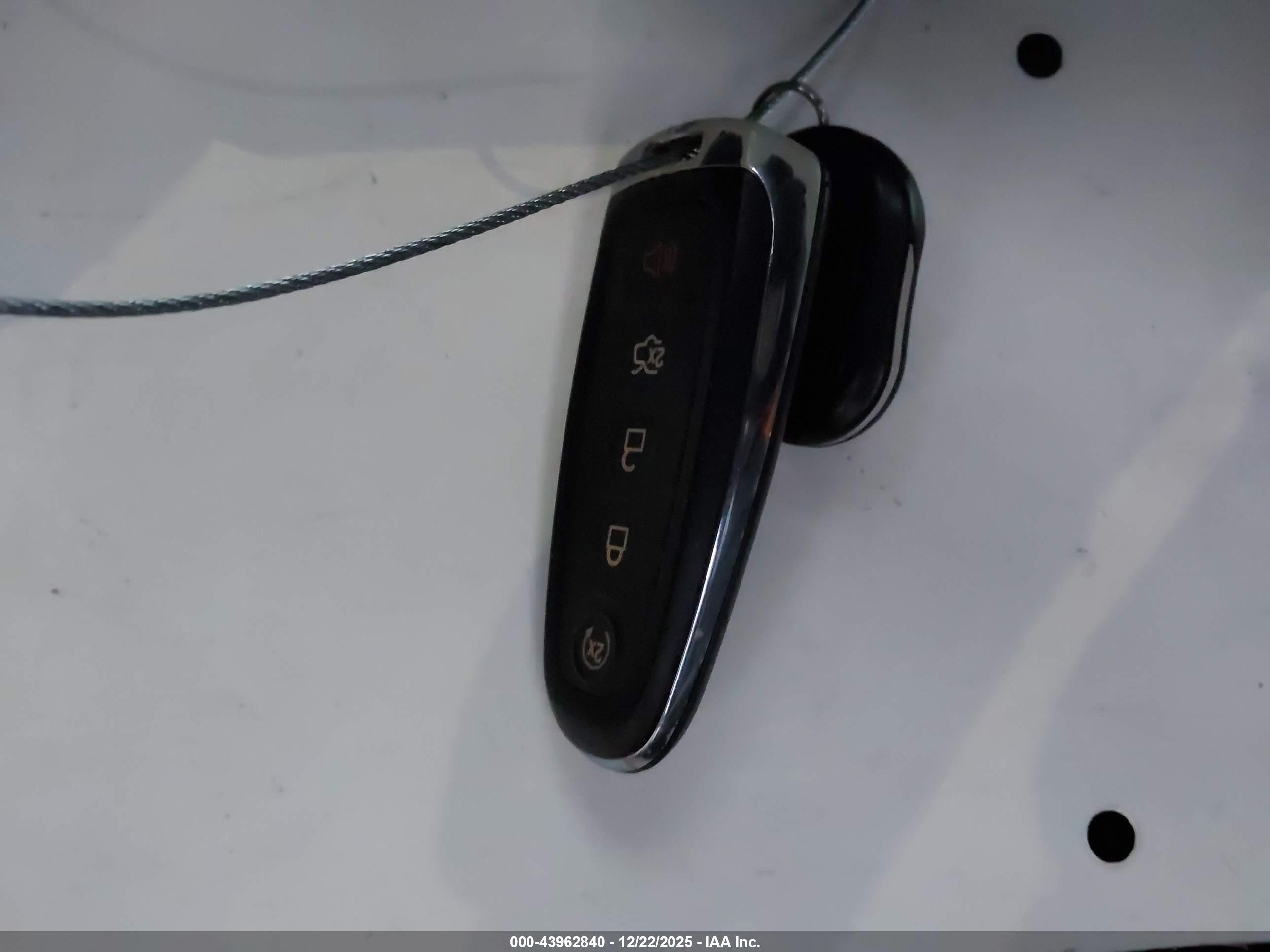 FORD ESCAPE image 11