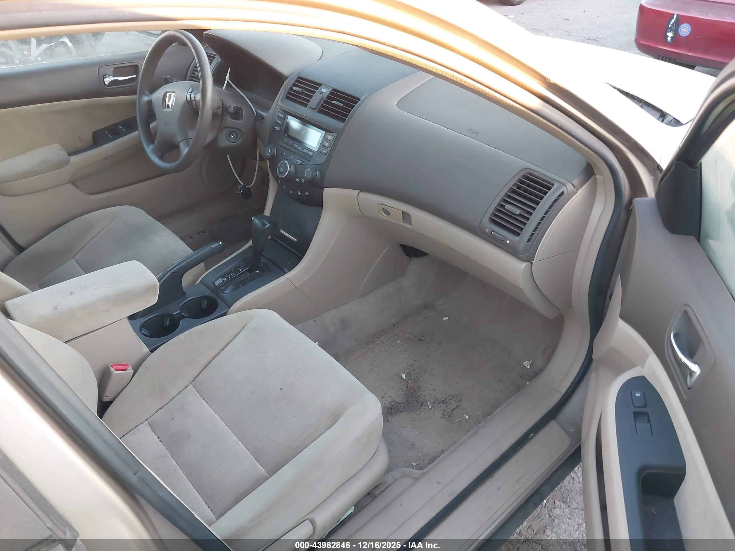 HONDA ACCORD image 5