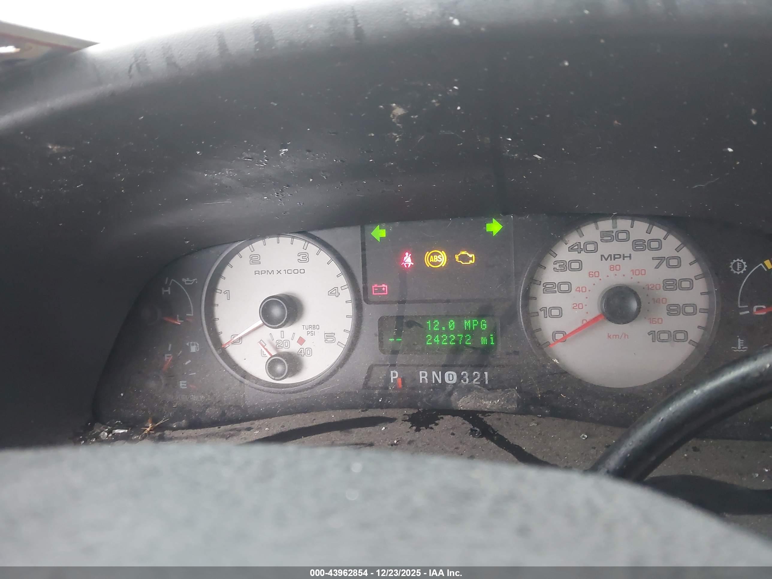FORD F-250 image 7