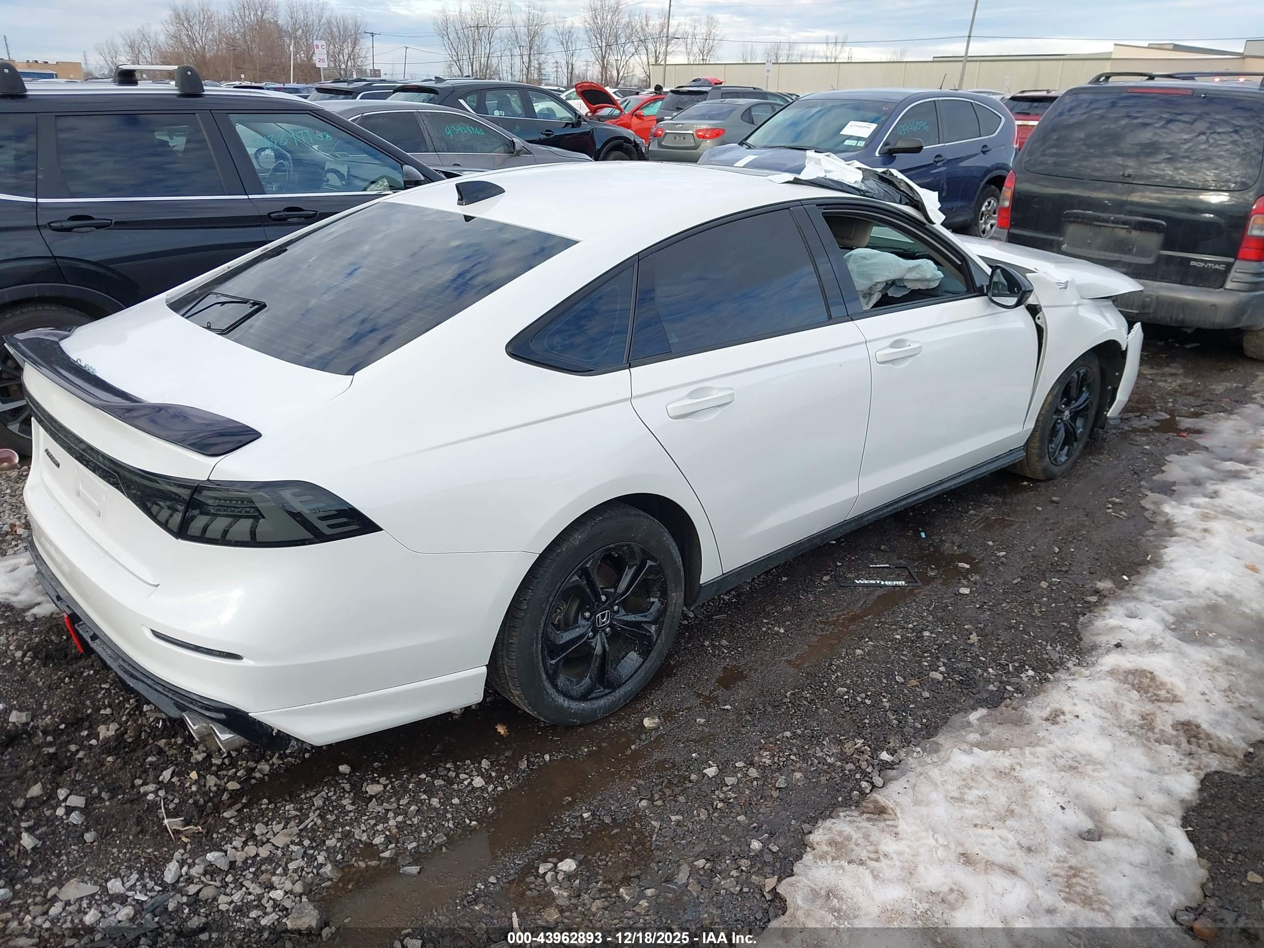 HONDA ACCORD image 4