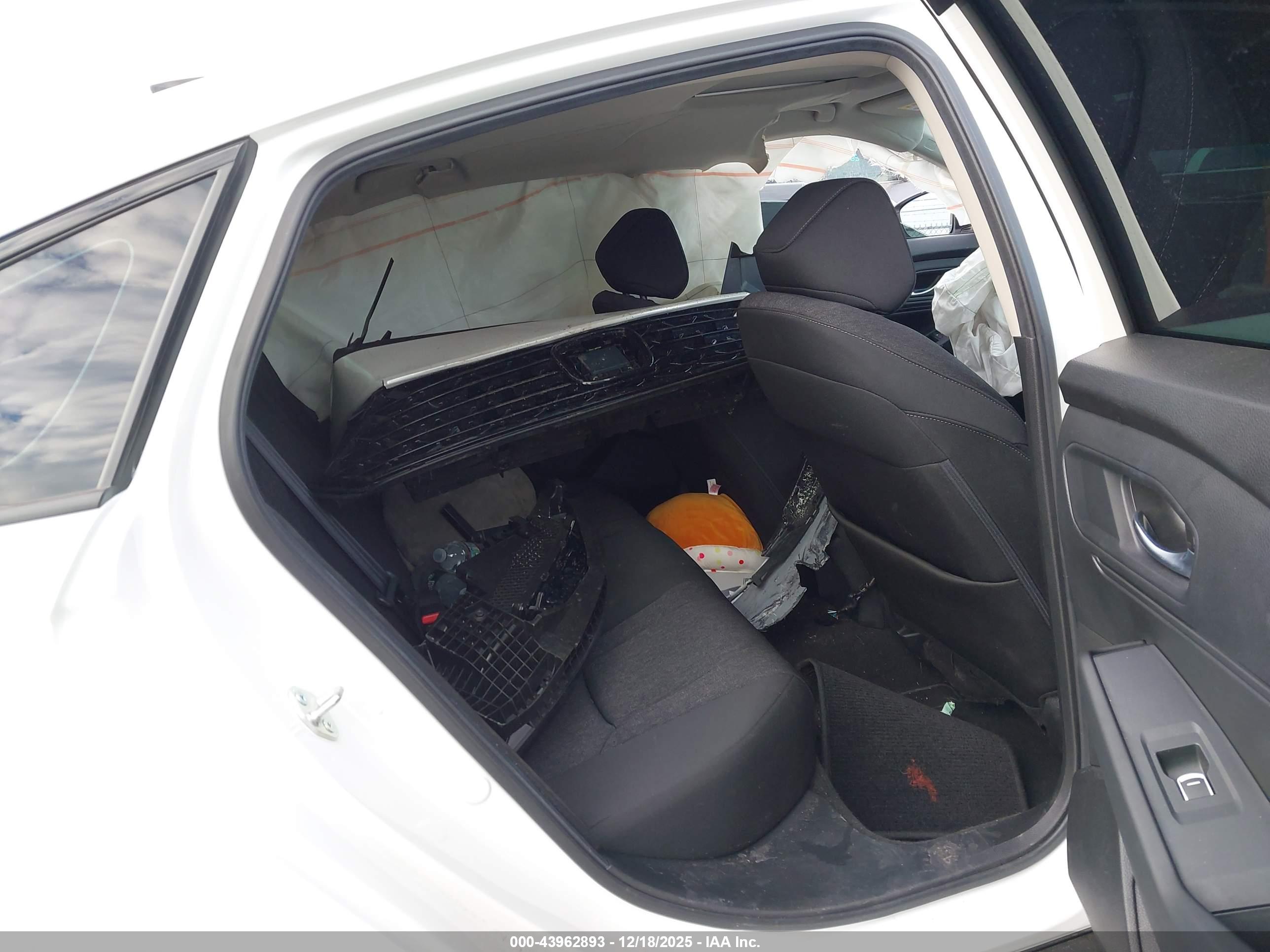 HONDA ACCORD image 8