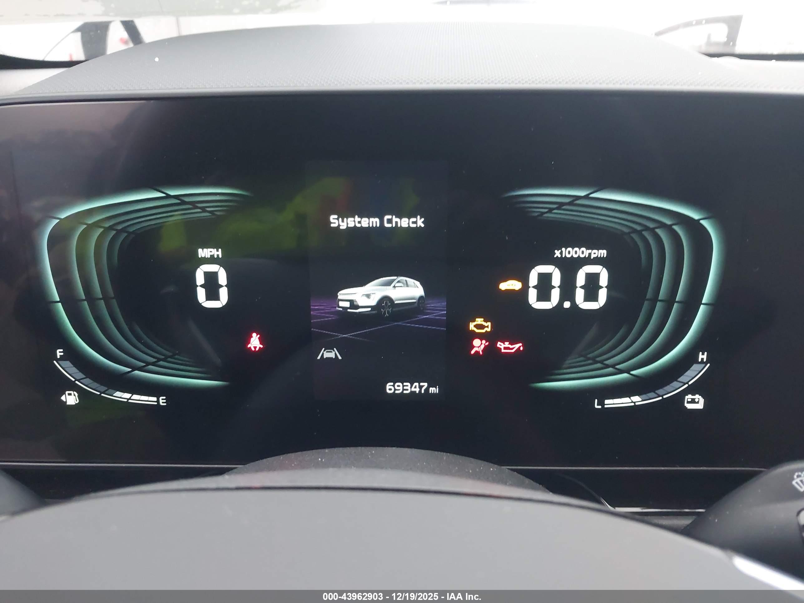 KIA NIRO image 7