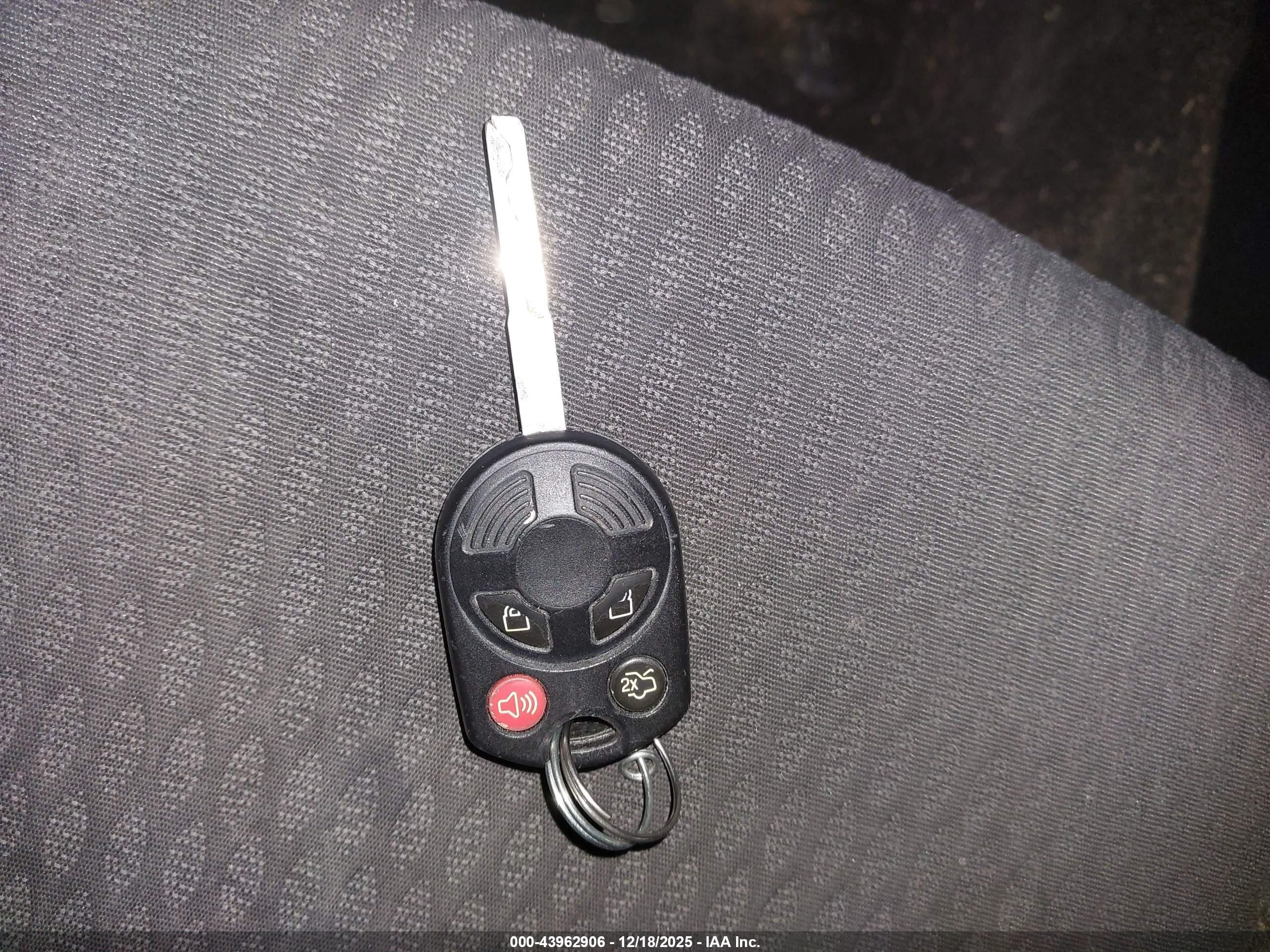 FORD FOCUS image 11