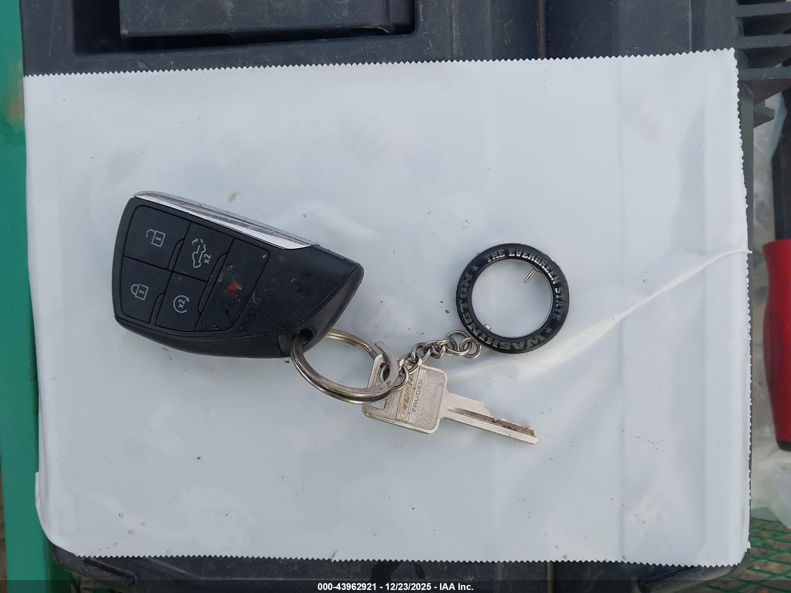GMC SIERRA image 11