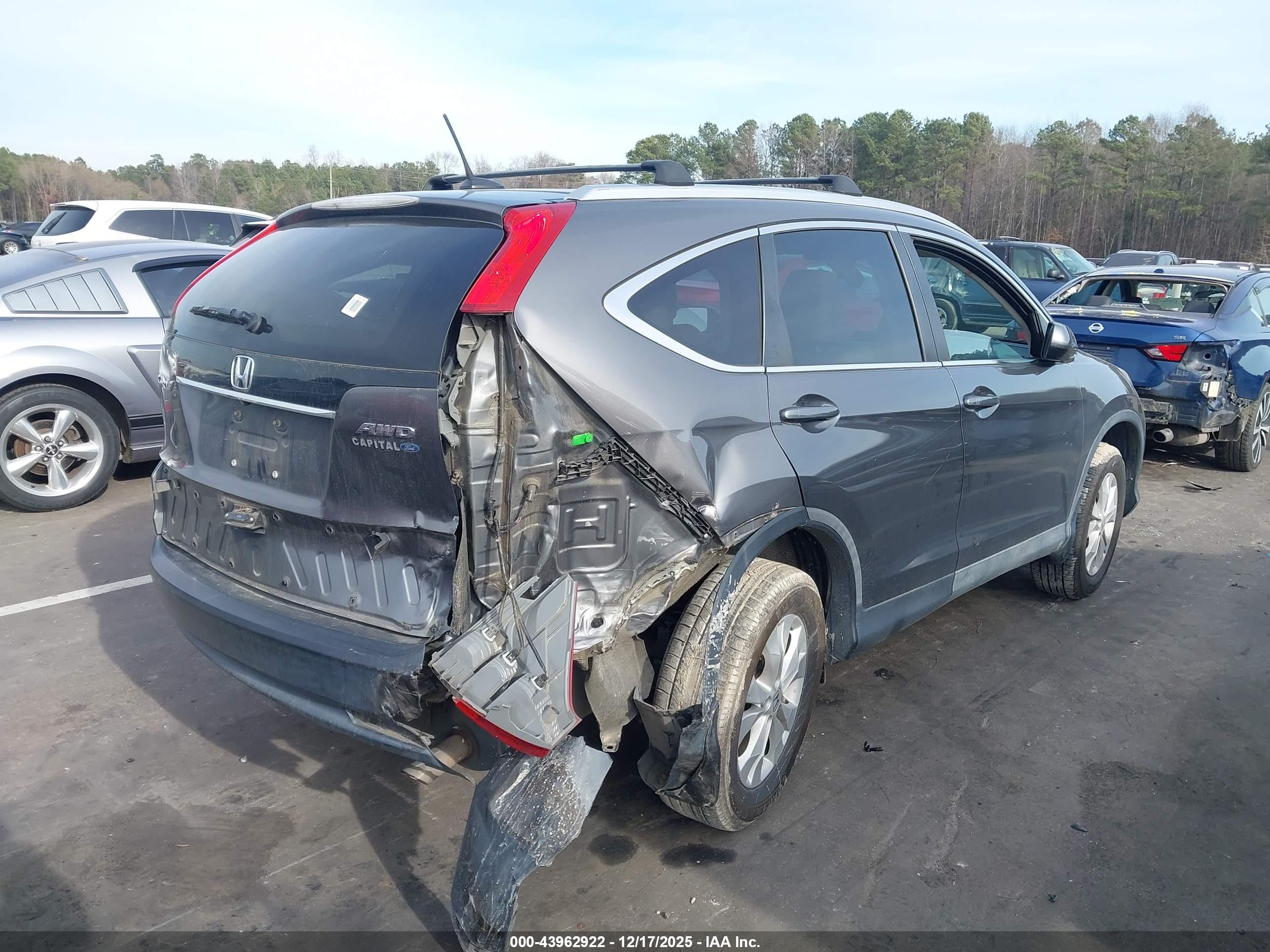 HONDA CR-V image 4