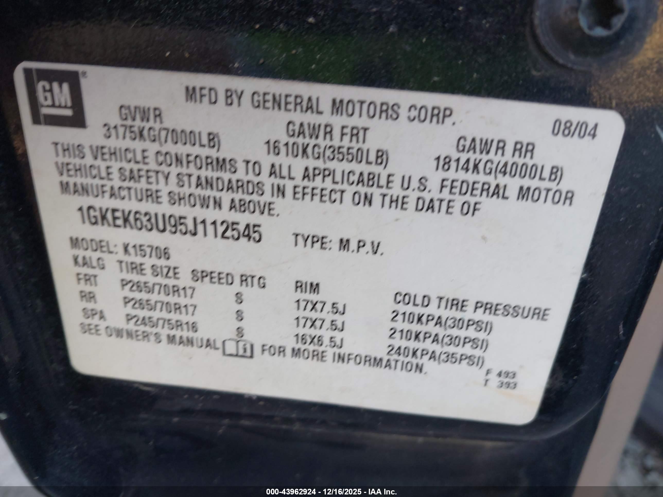GMC YUKON image 9