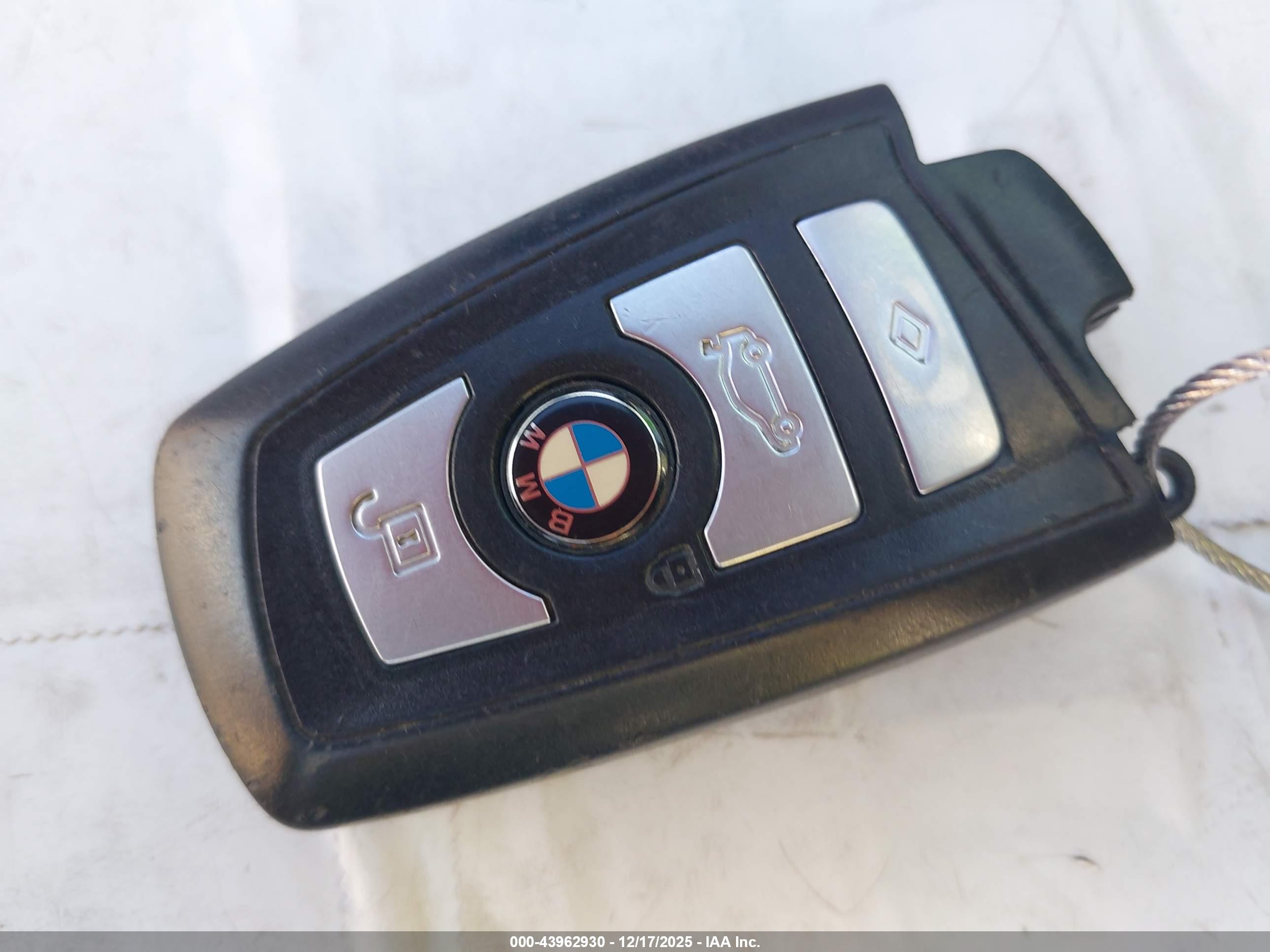 BMW 535I image 11