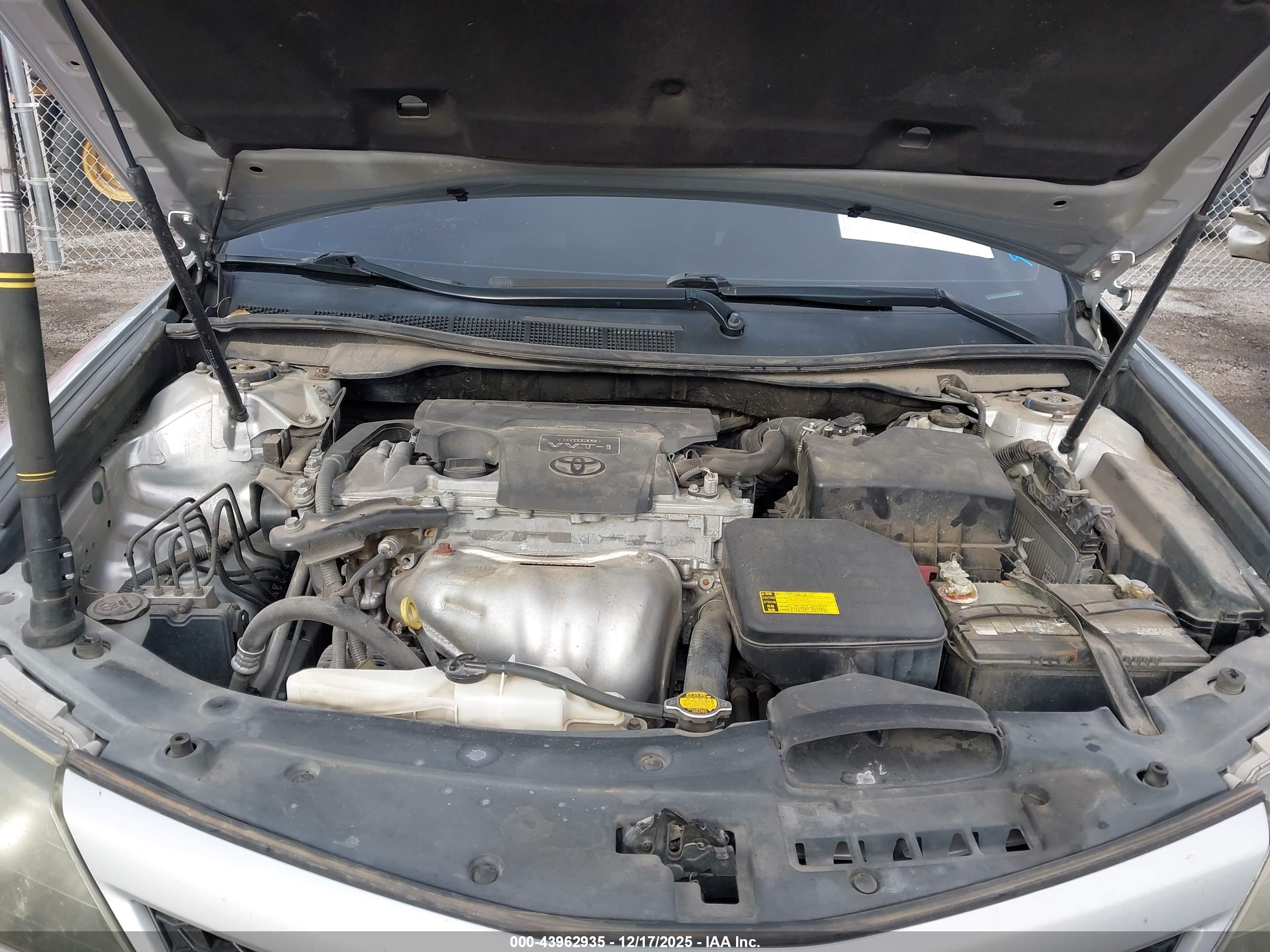 TOYOTA CAMRY image 10