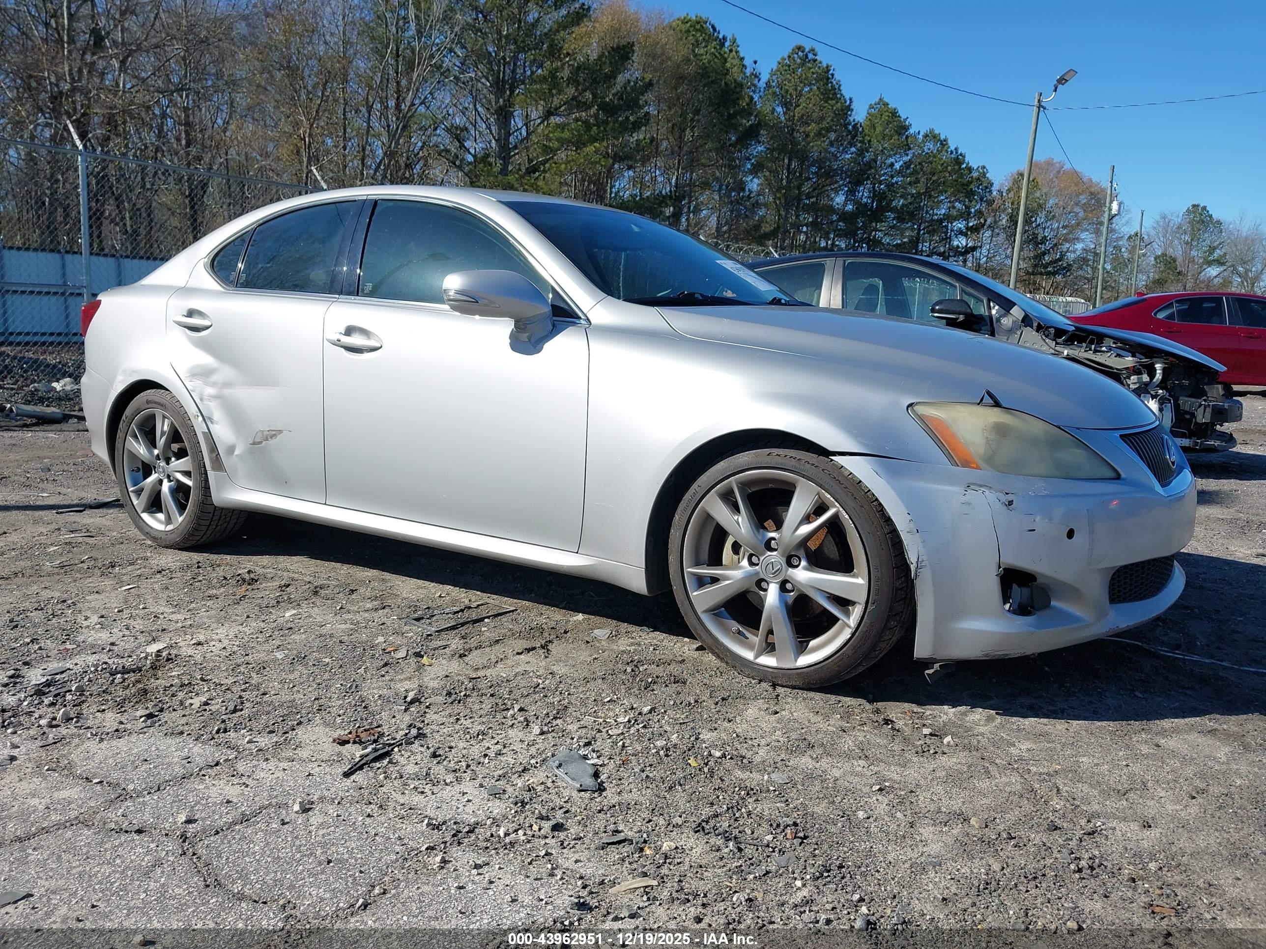 LEXUS IS image 6