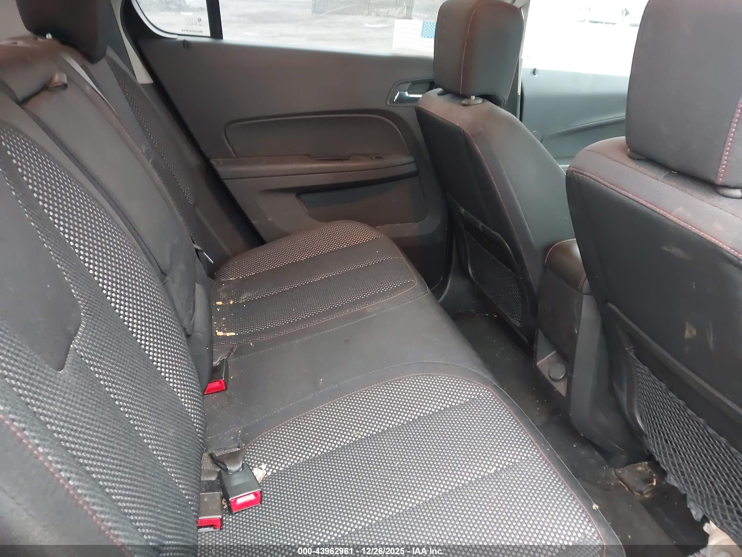CHEVROLET EQUINOX image 8