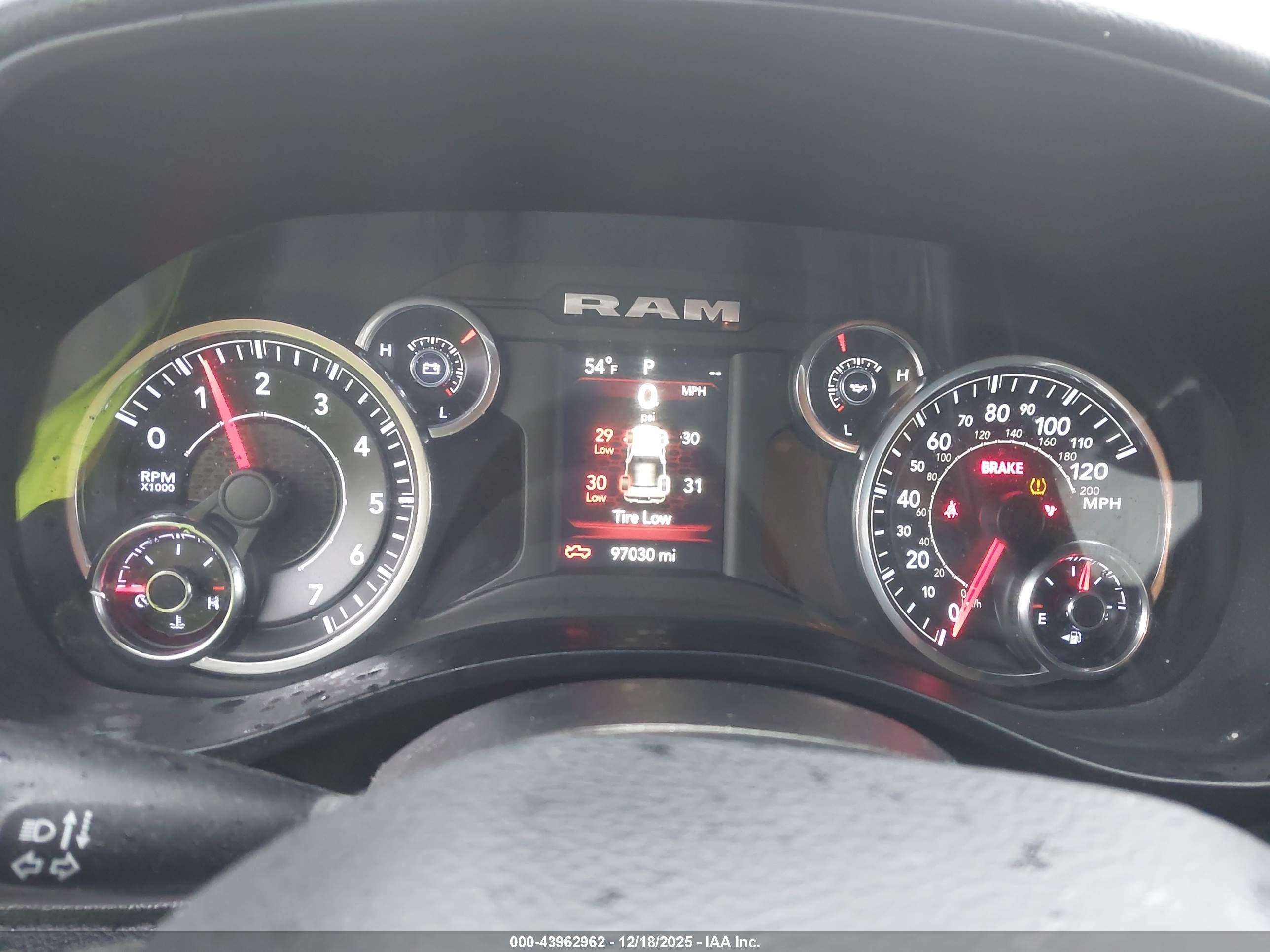 RAM 1500 image 7
