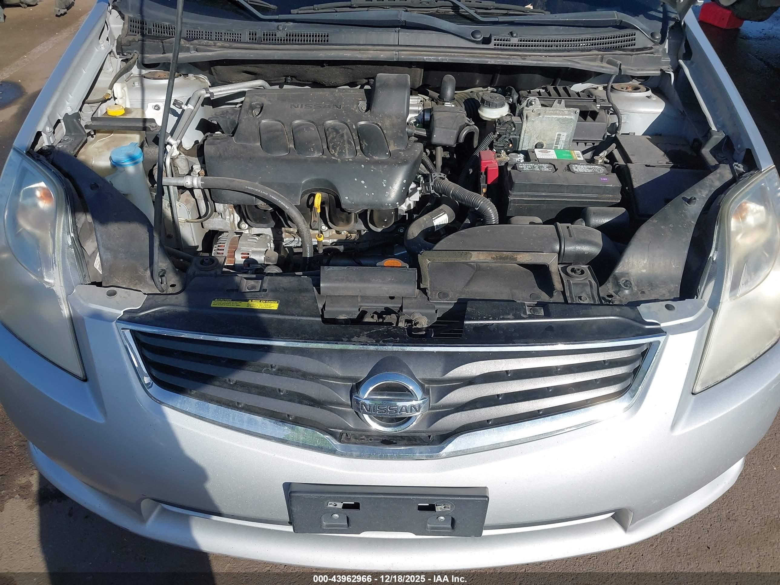 NISSAN SENTRA image 10