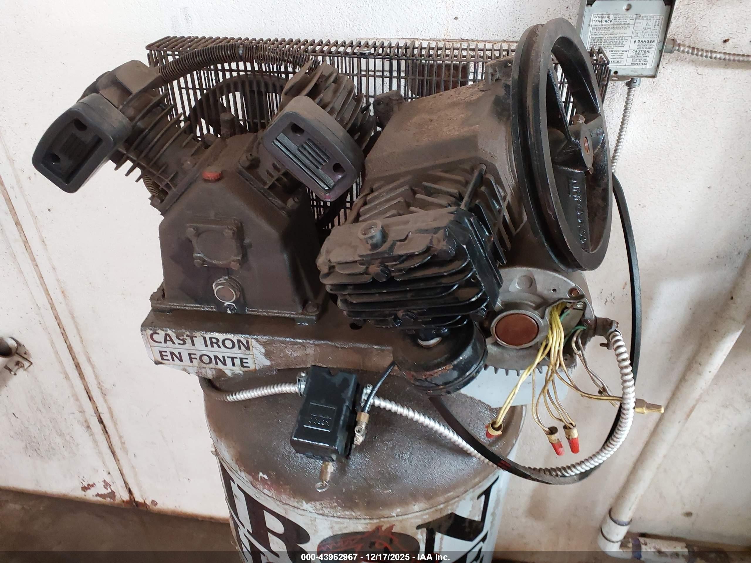 IRON HORSE image 10