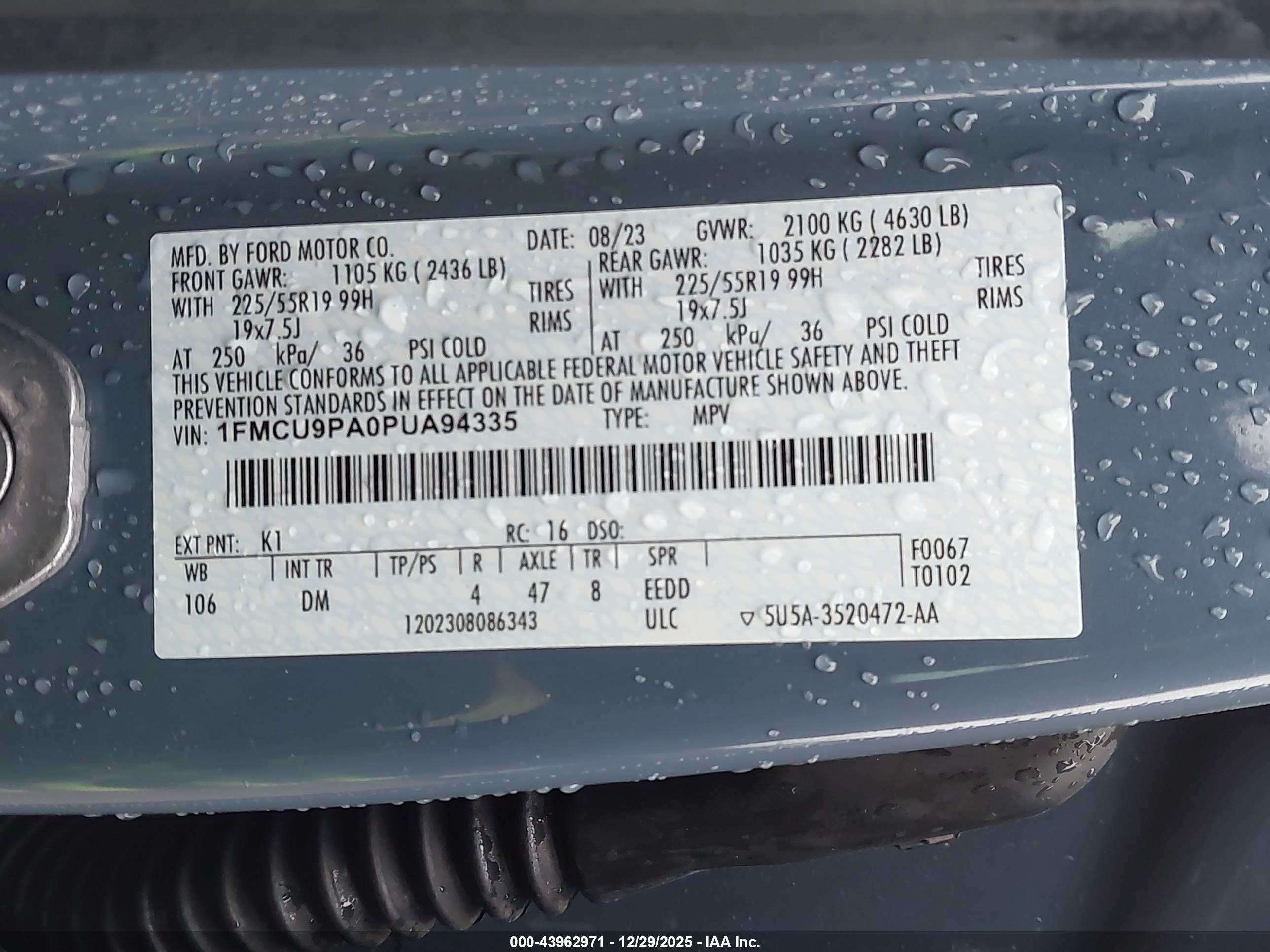FORD ESCAPE image 9