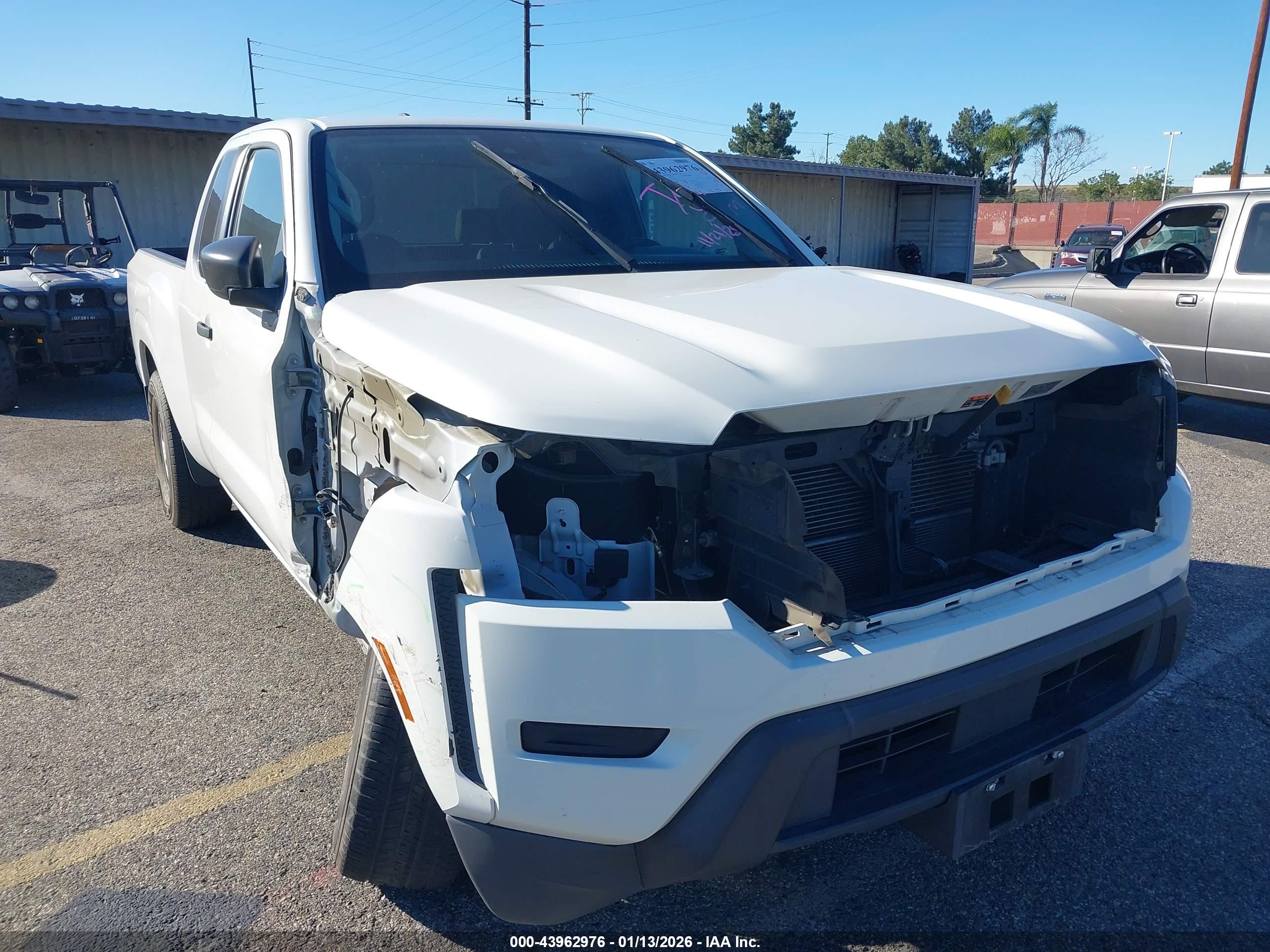 NISSAN FRONTIER image 6