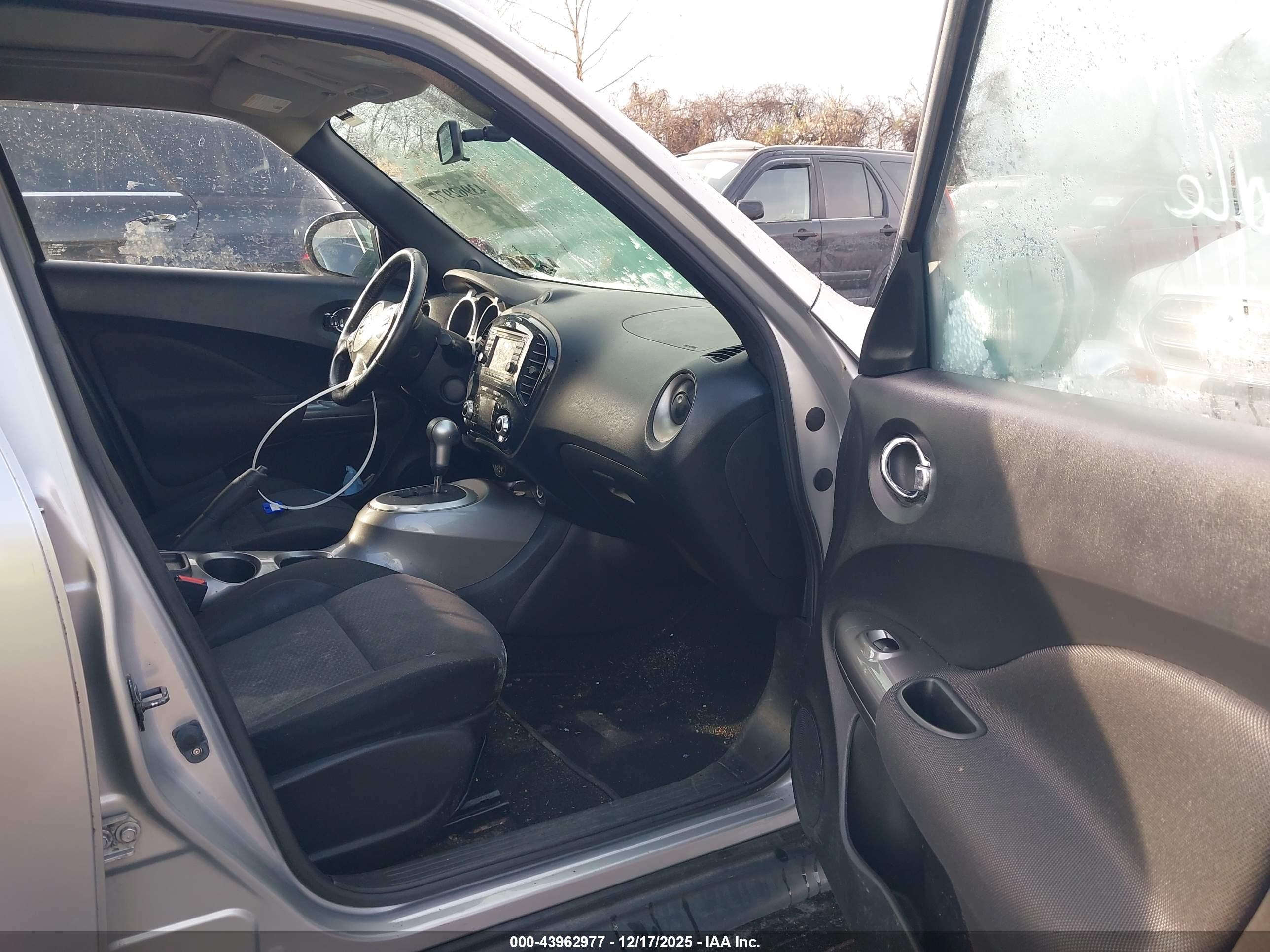 NISSAN JUKE image 5