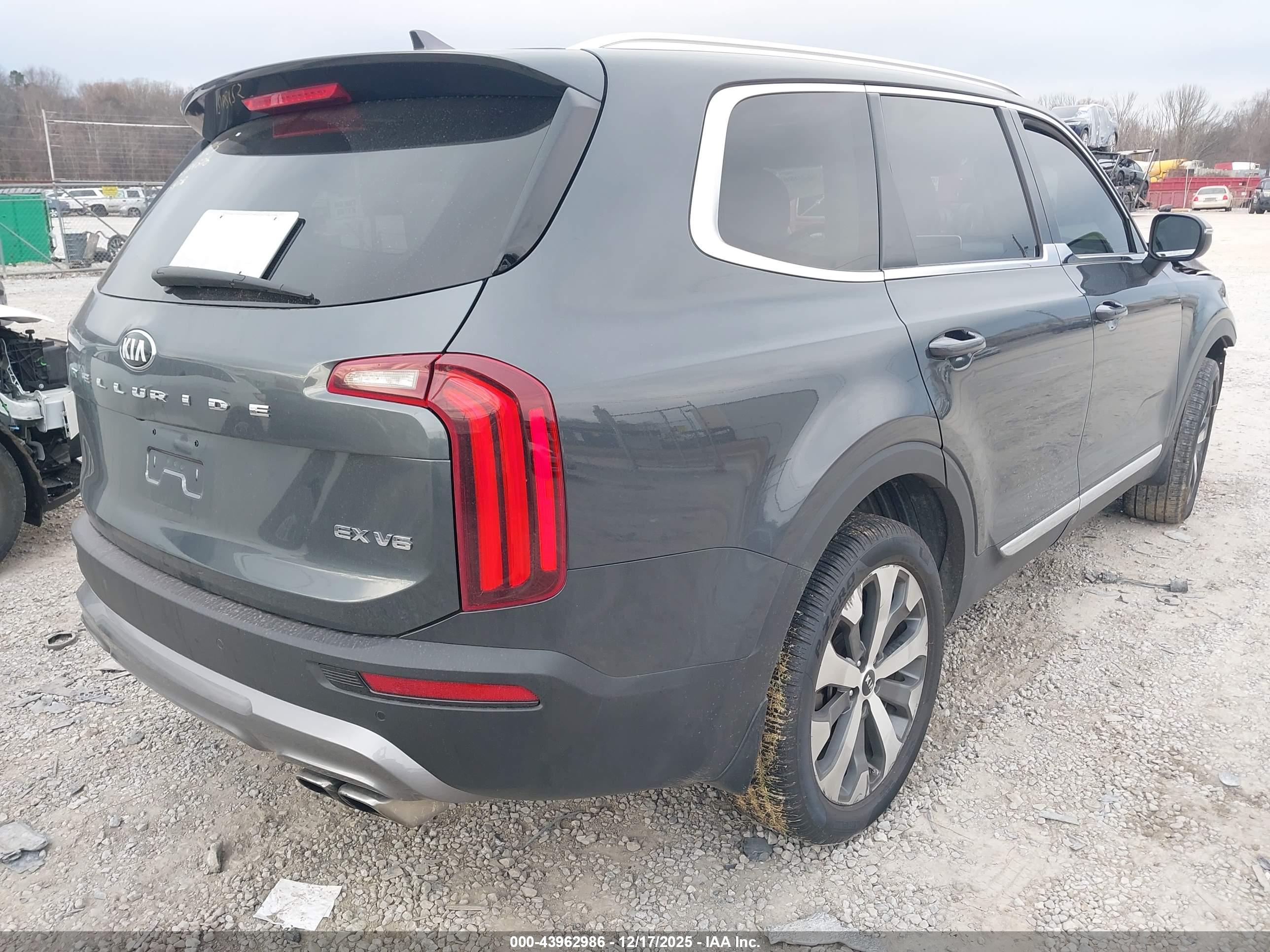 KIA TELLURIDE image 4