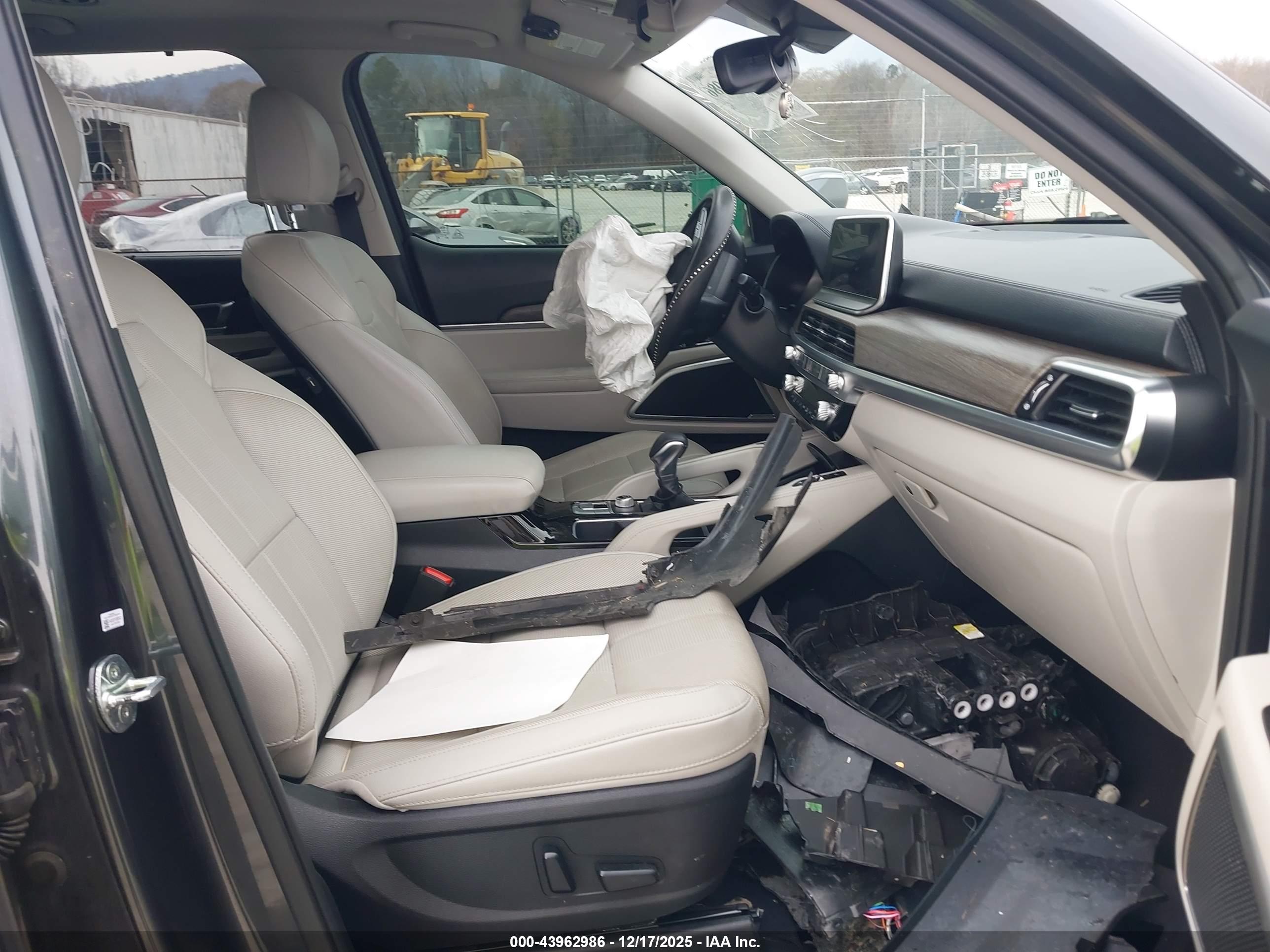 KIA TELLURIDE image 5