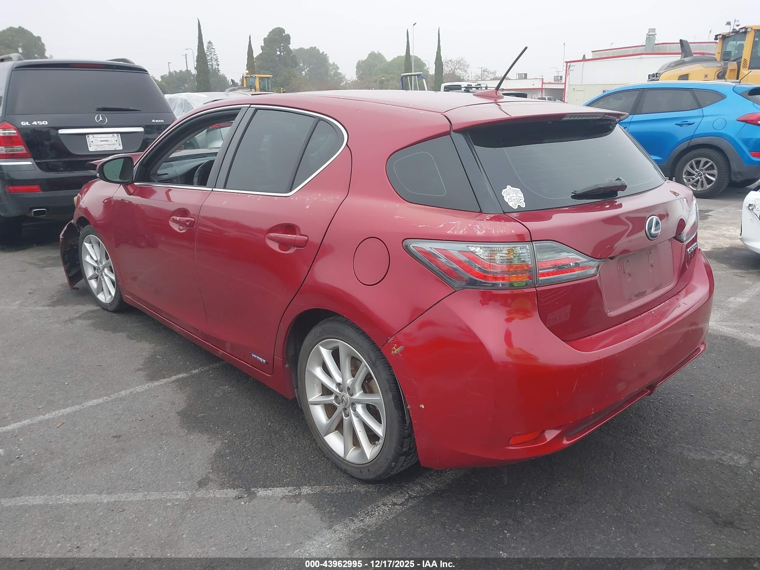LEXUS CT image 3