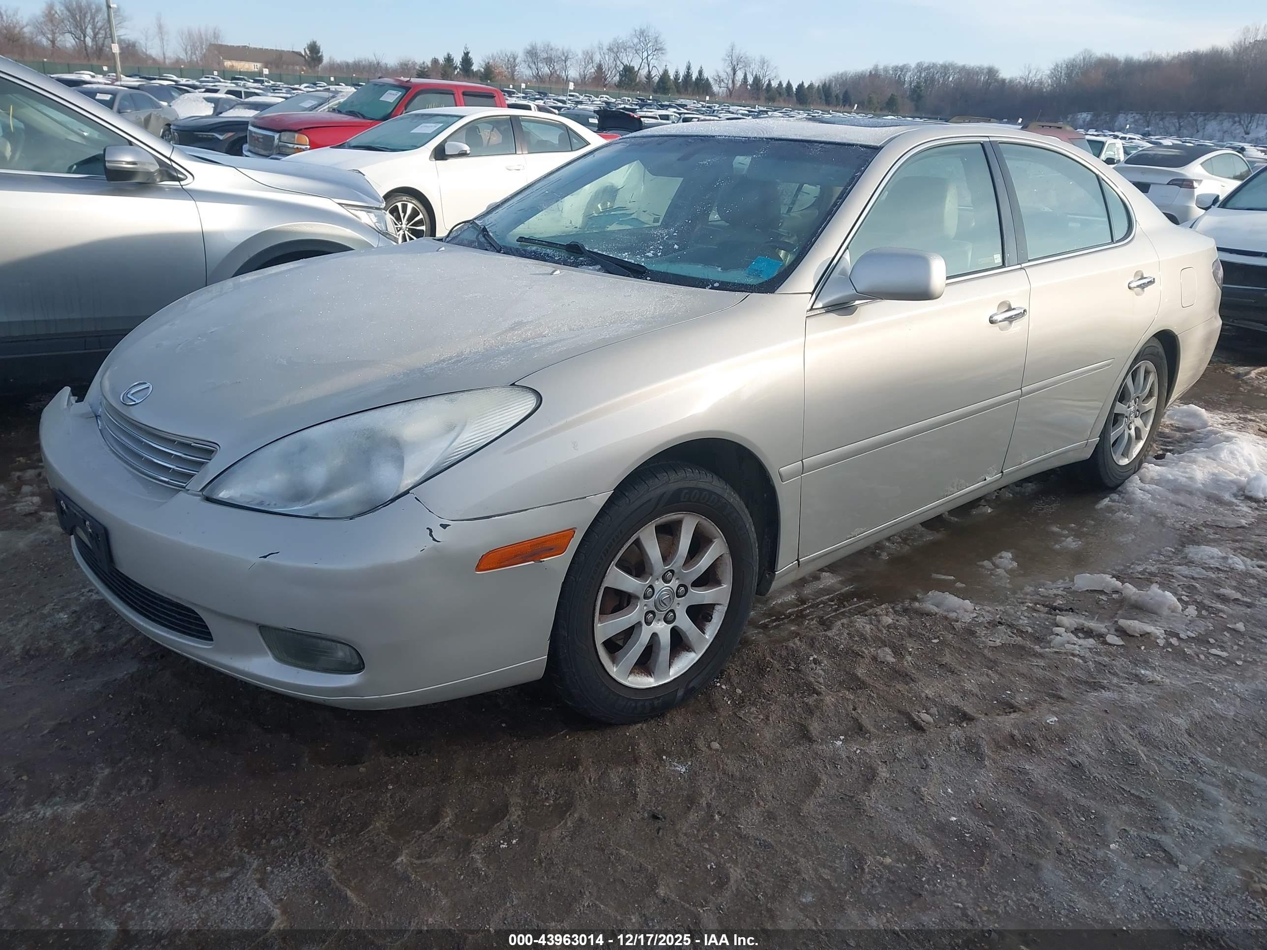 LEXUS ES image 2