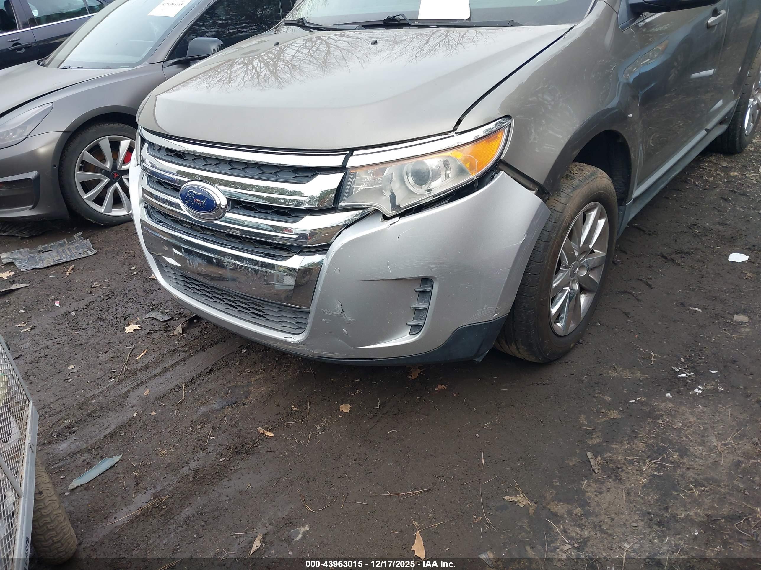 FORD EDGE image 6