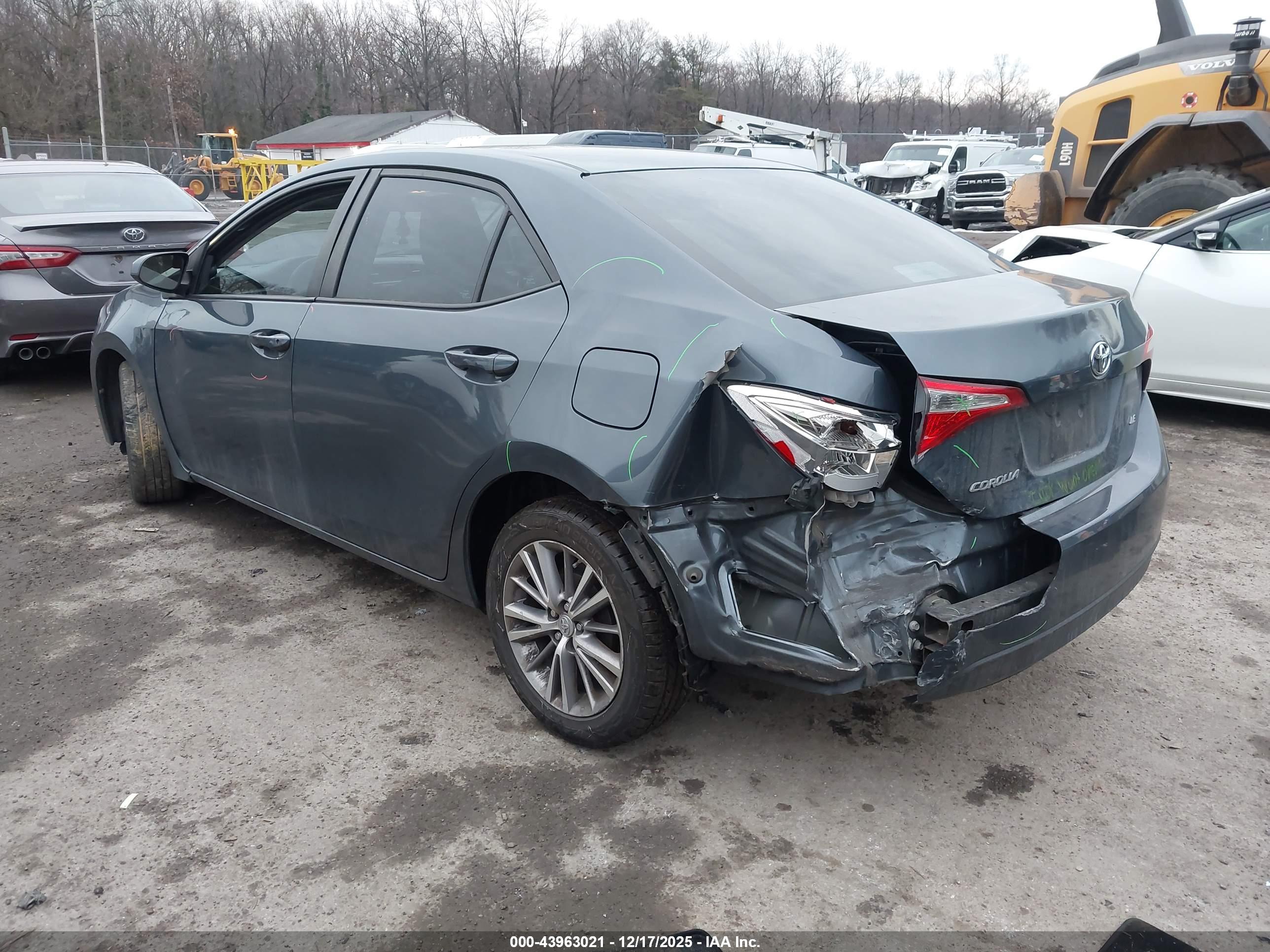 TOYOTA COROLLA image 3
