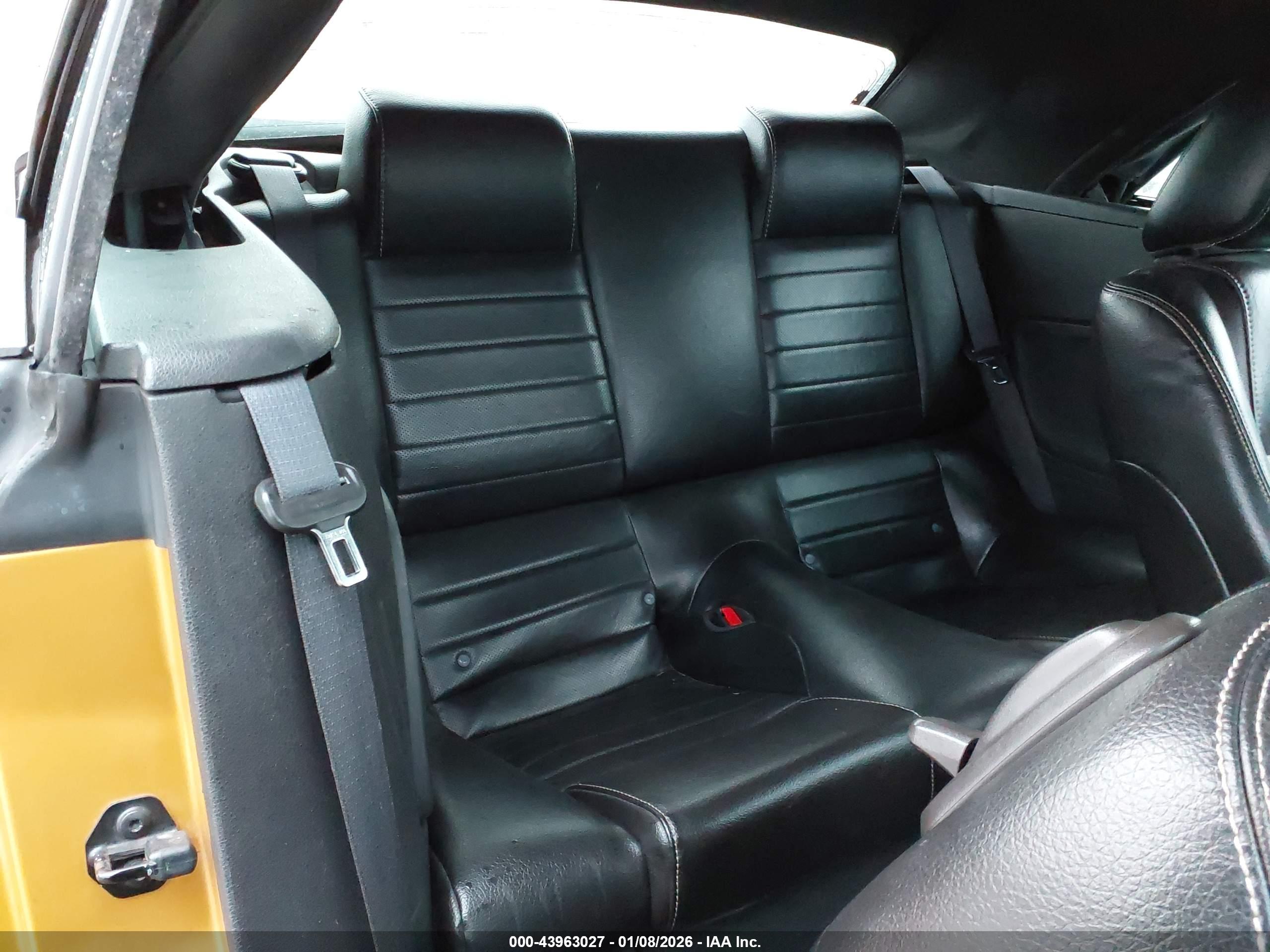 FORD MUSTANG image 8