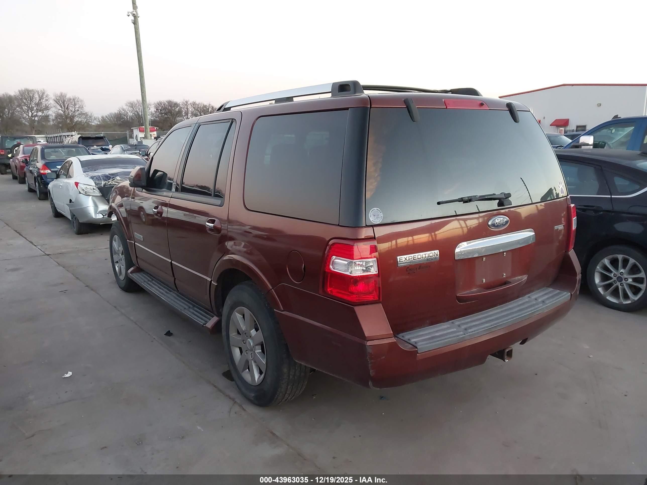 FORD EXPEDITION image 3