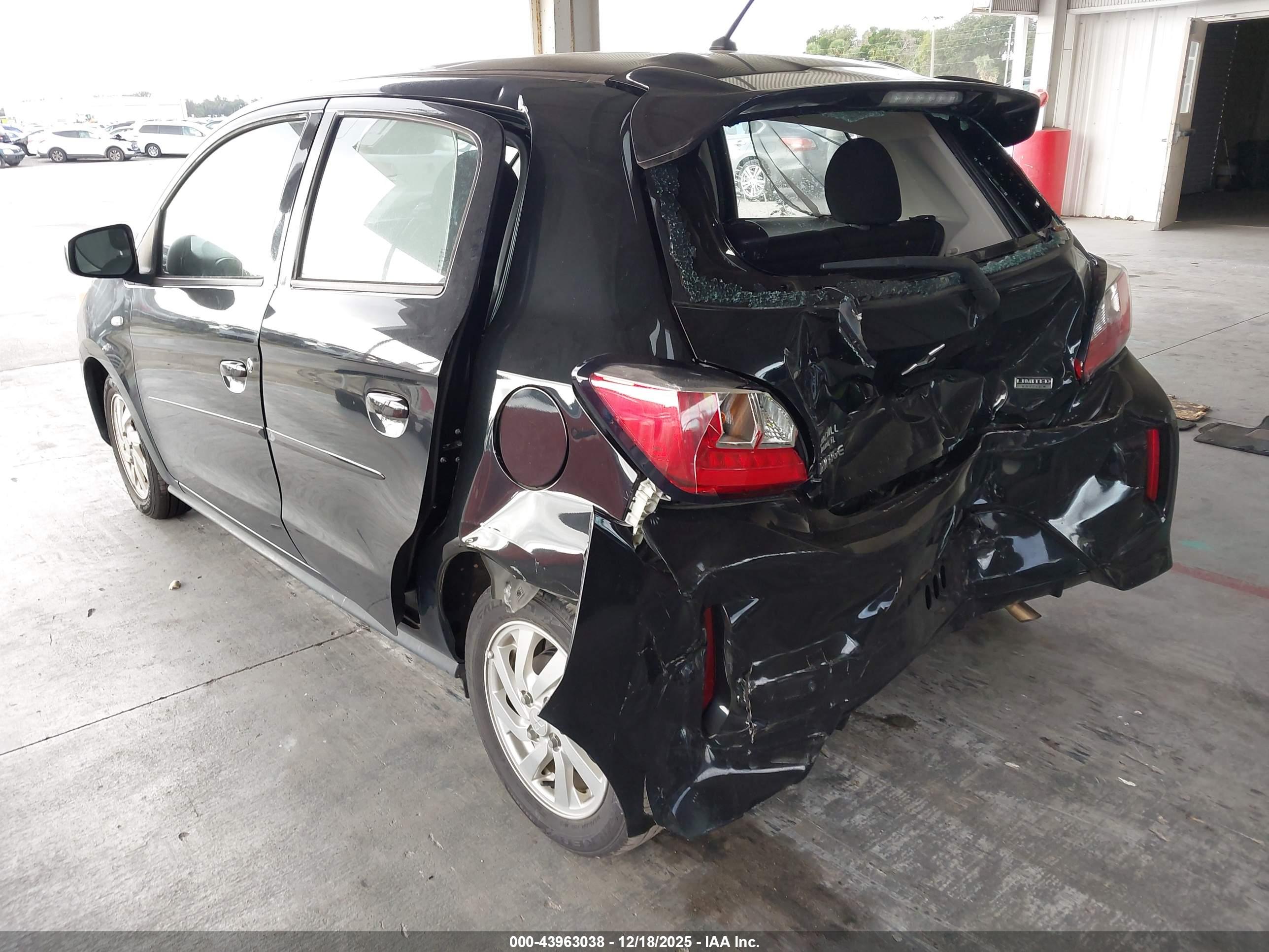MITSUBISHI MIRAGE image 3