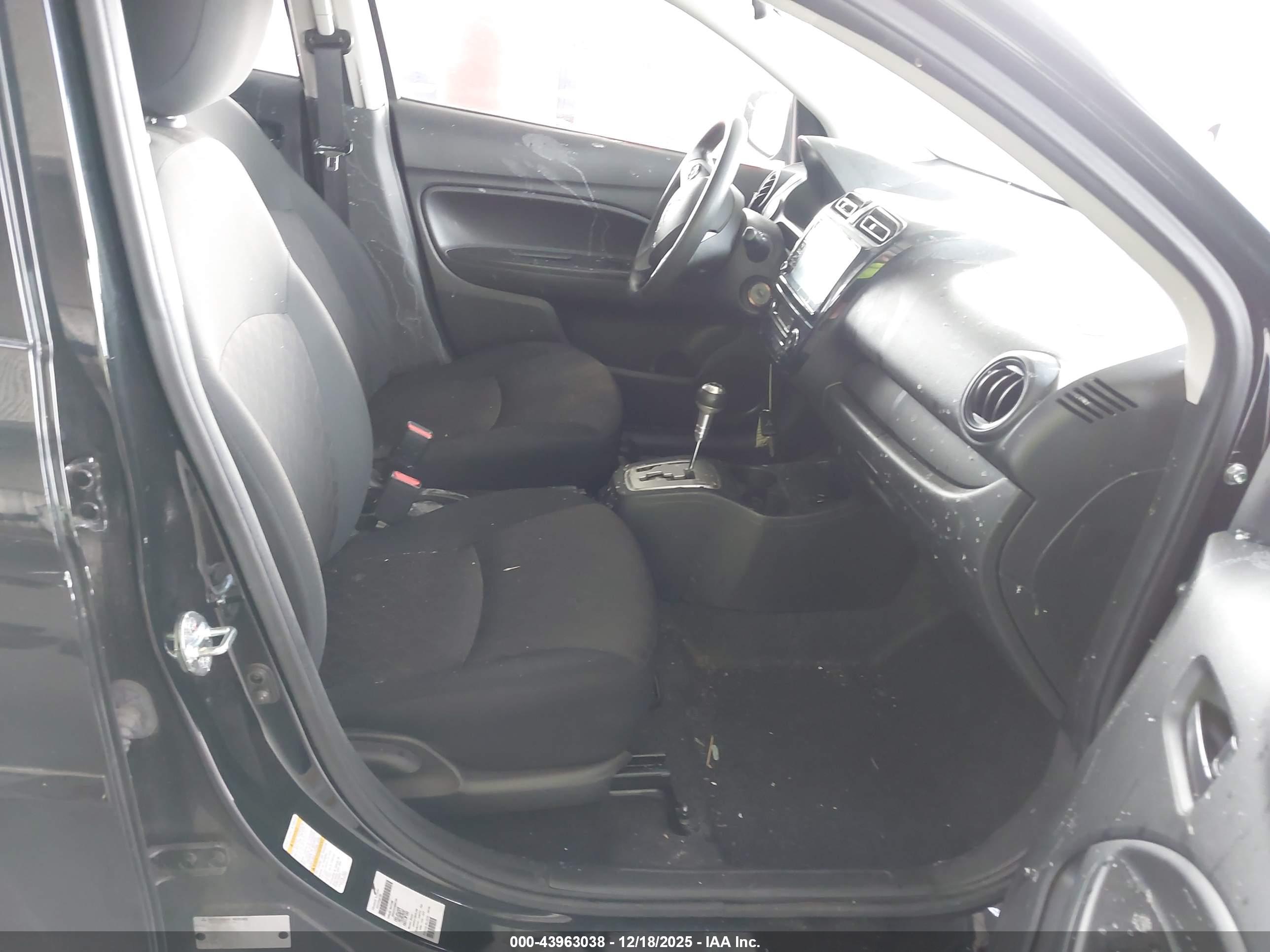 MITSUBISHI MIRAGE image 5