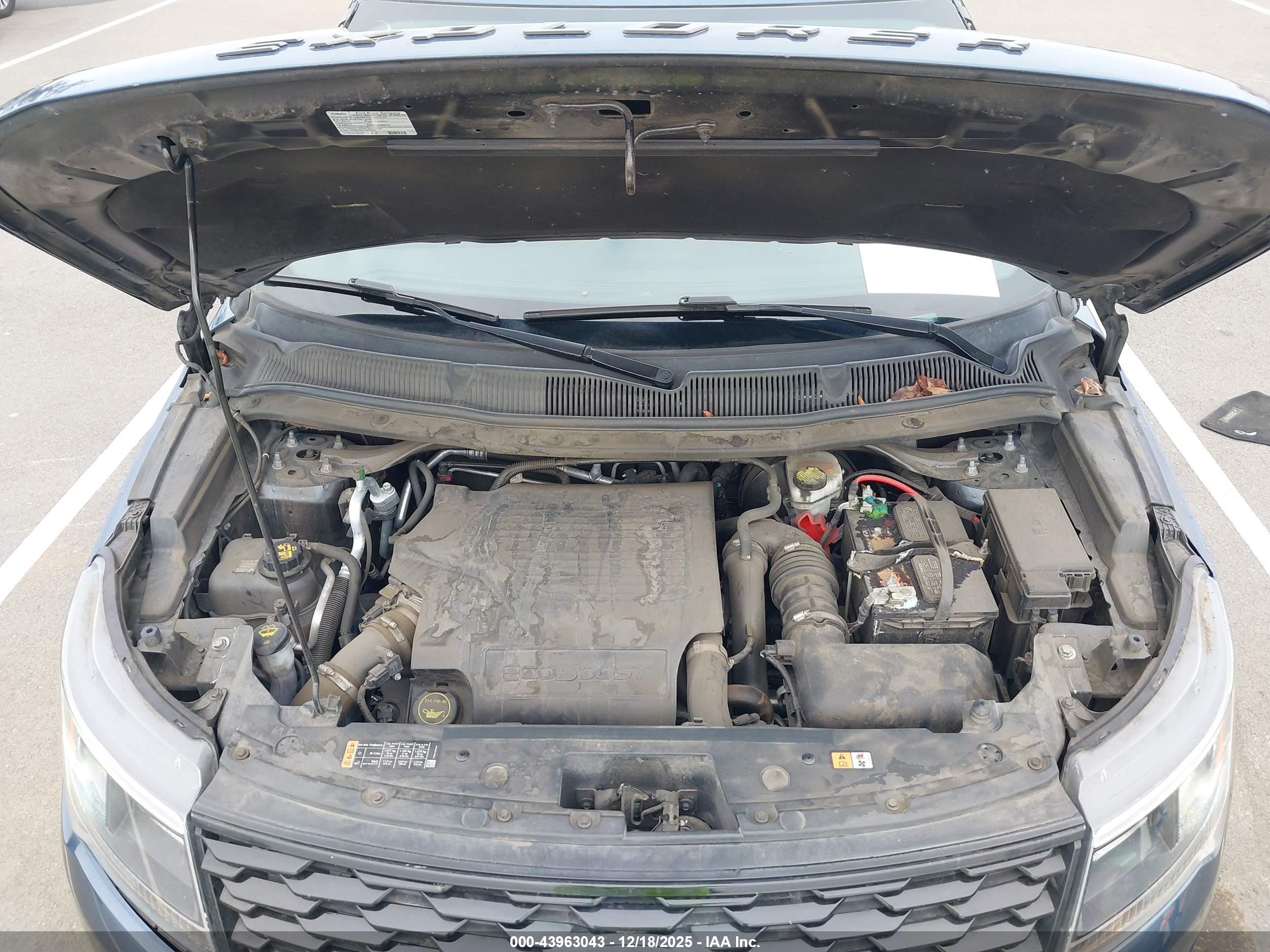 FORD EXPLORER image 10