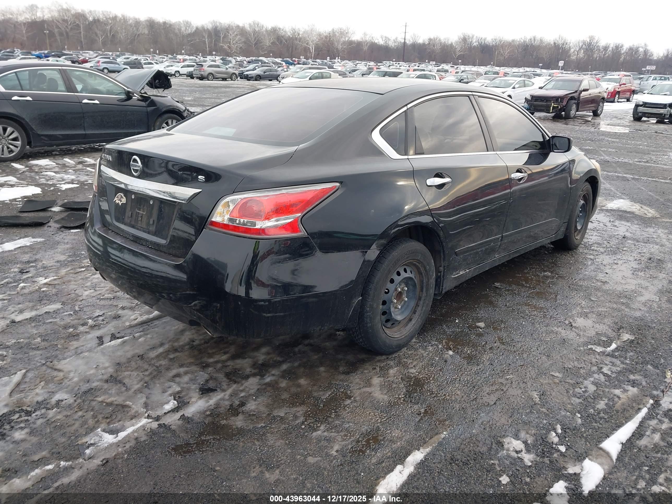 NISSAN ALTIMA image 4