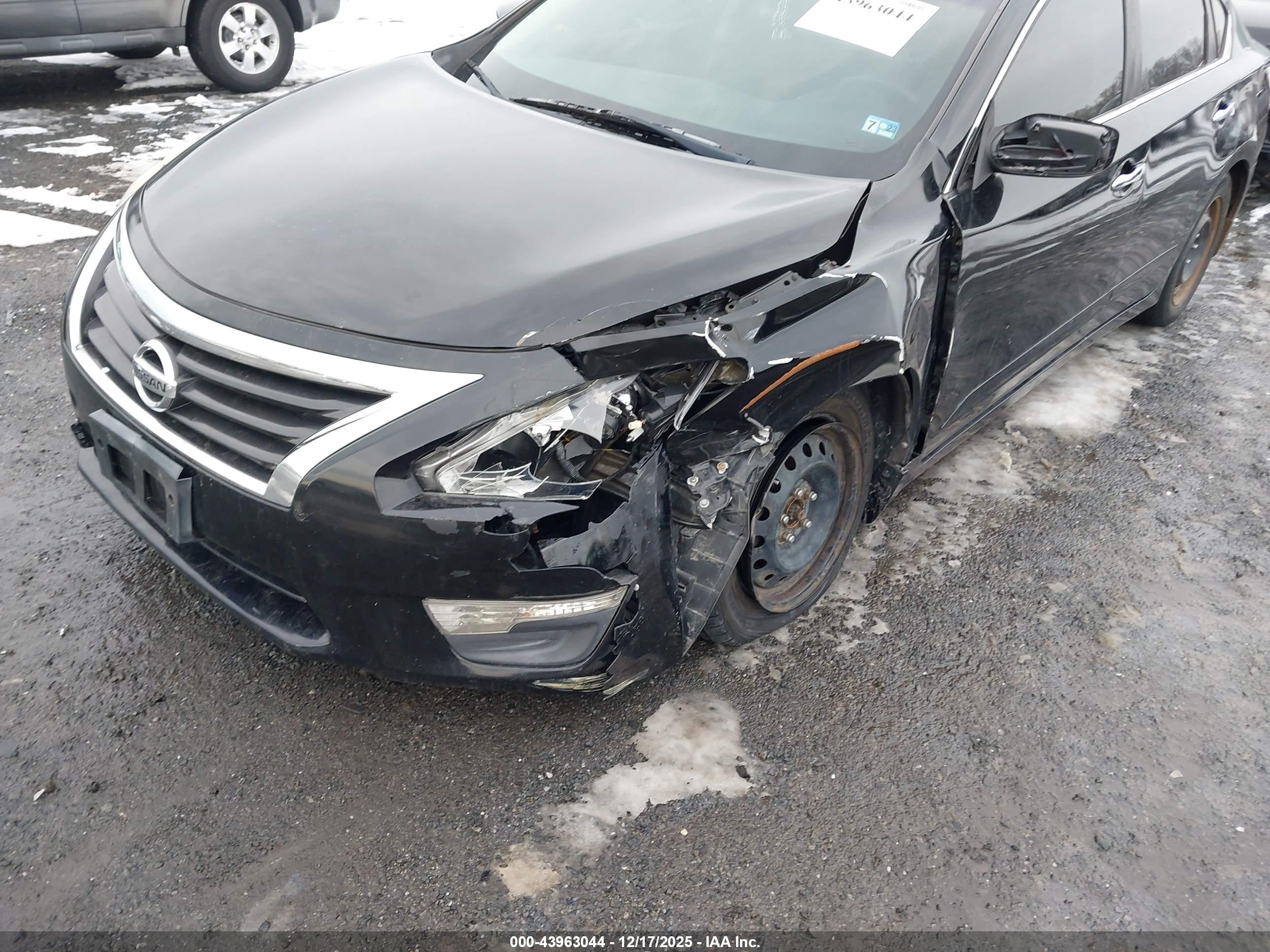 NISSAN ALTIMA image 6