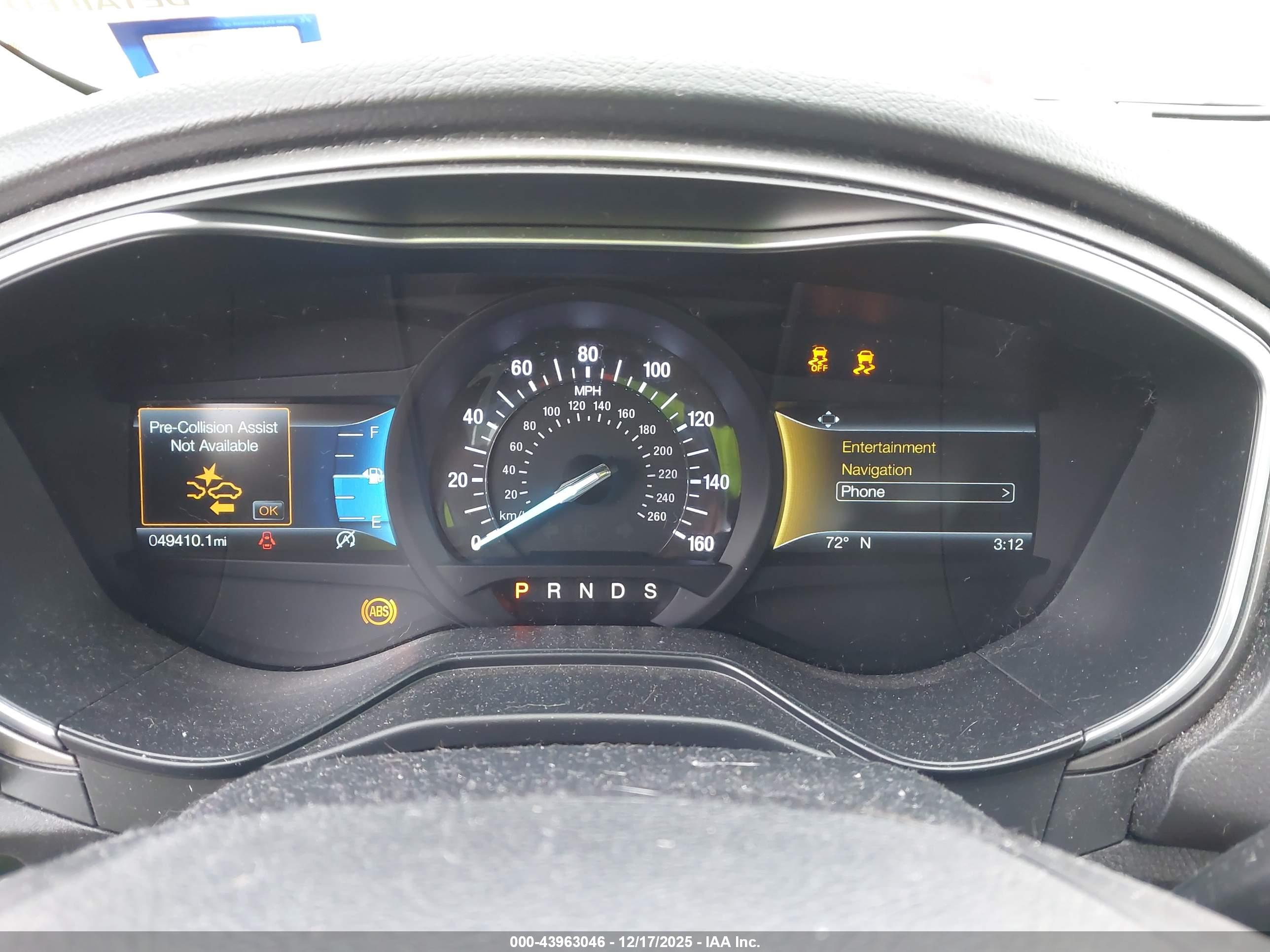 FORD FUSION image 7
