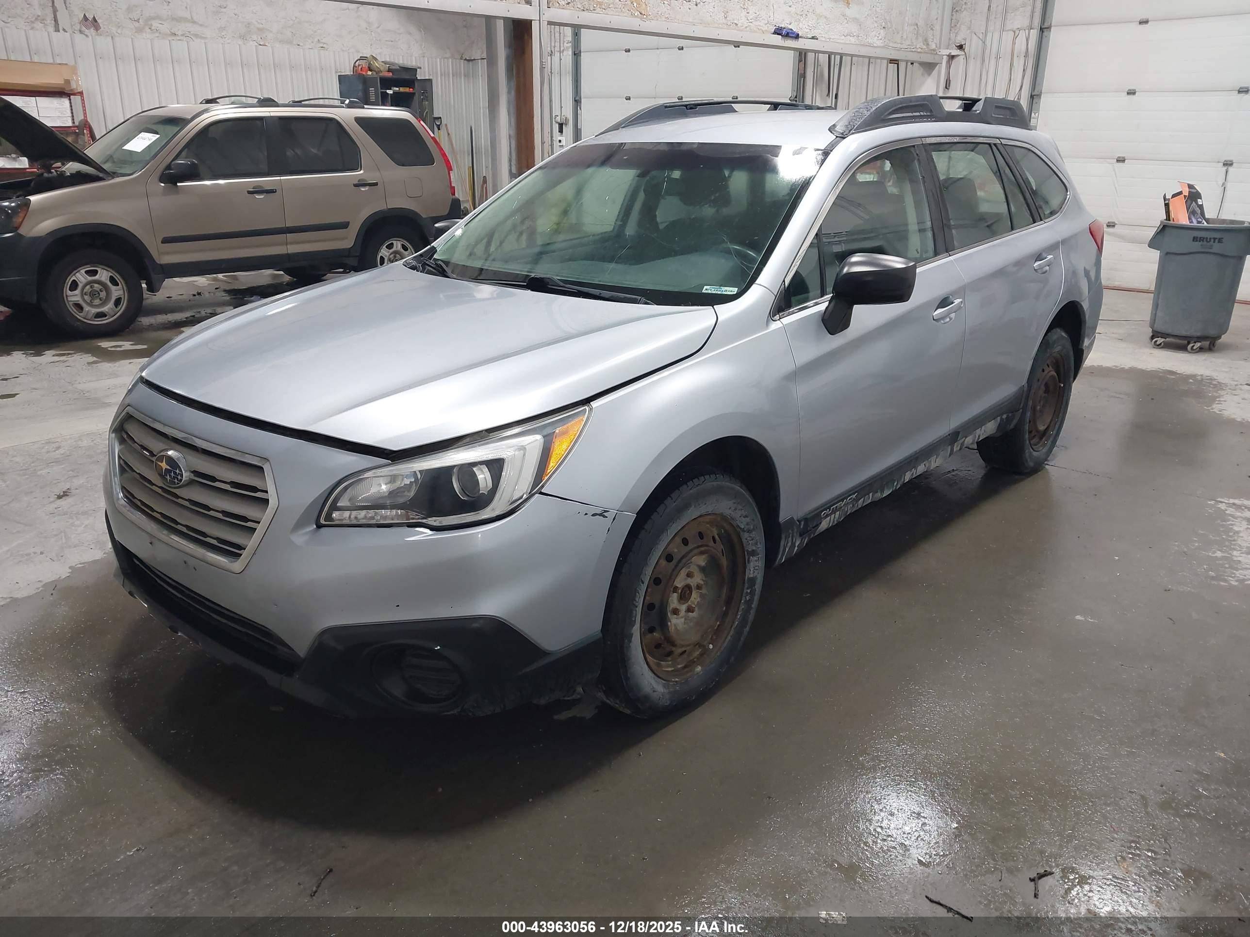 SUBARU OUTBACK image 2