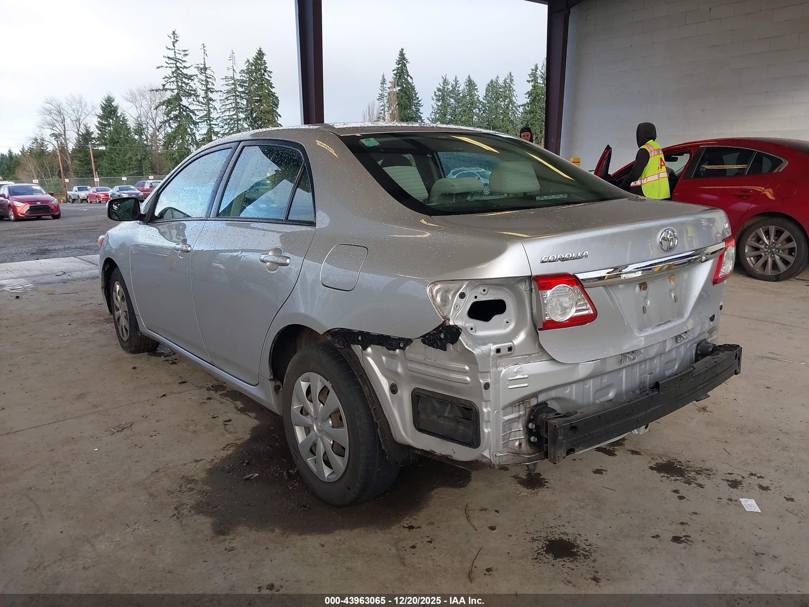 TOYOTA COROLLA image 3