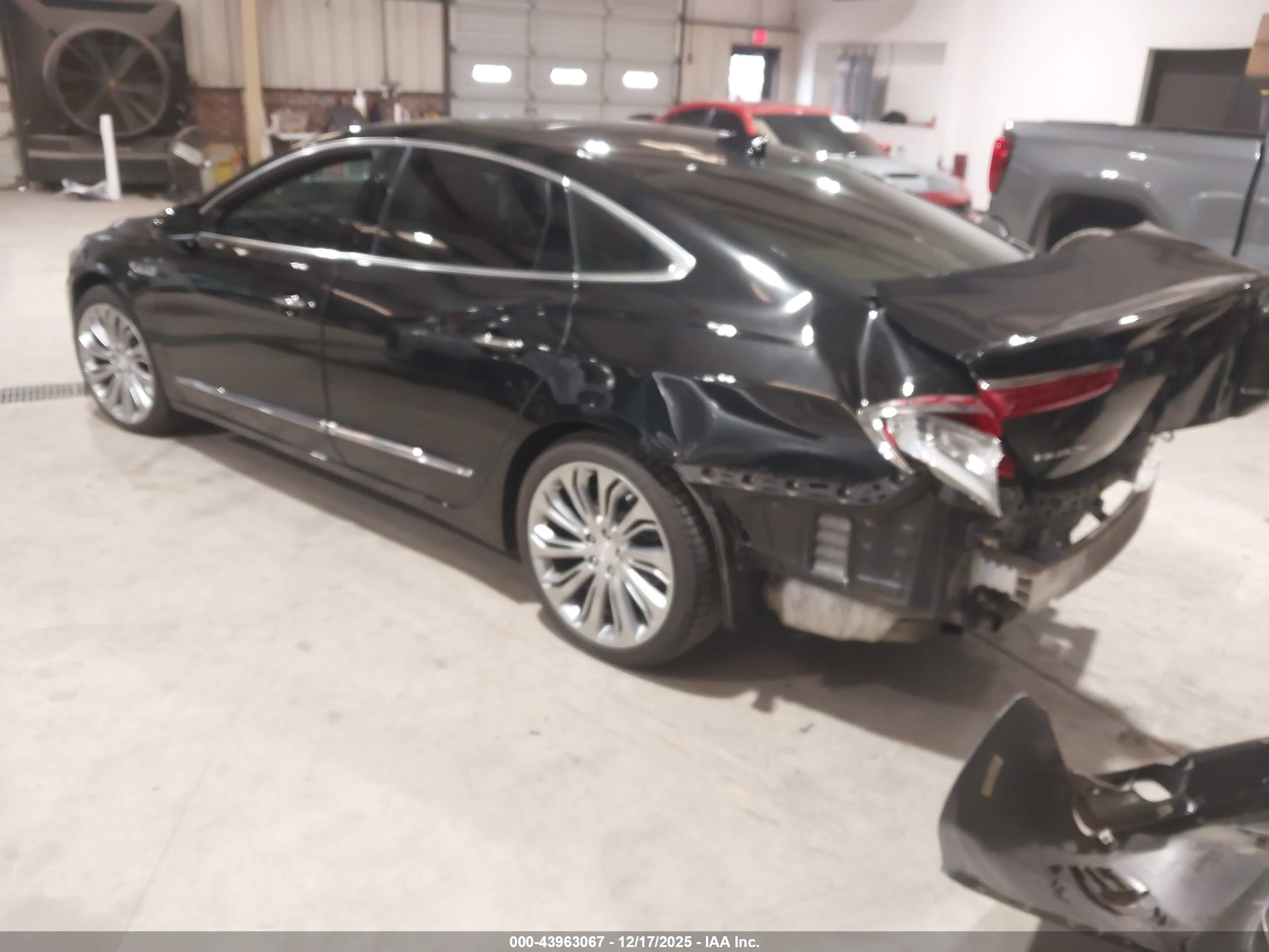 BUICK LACROSSE image 3