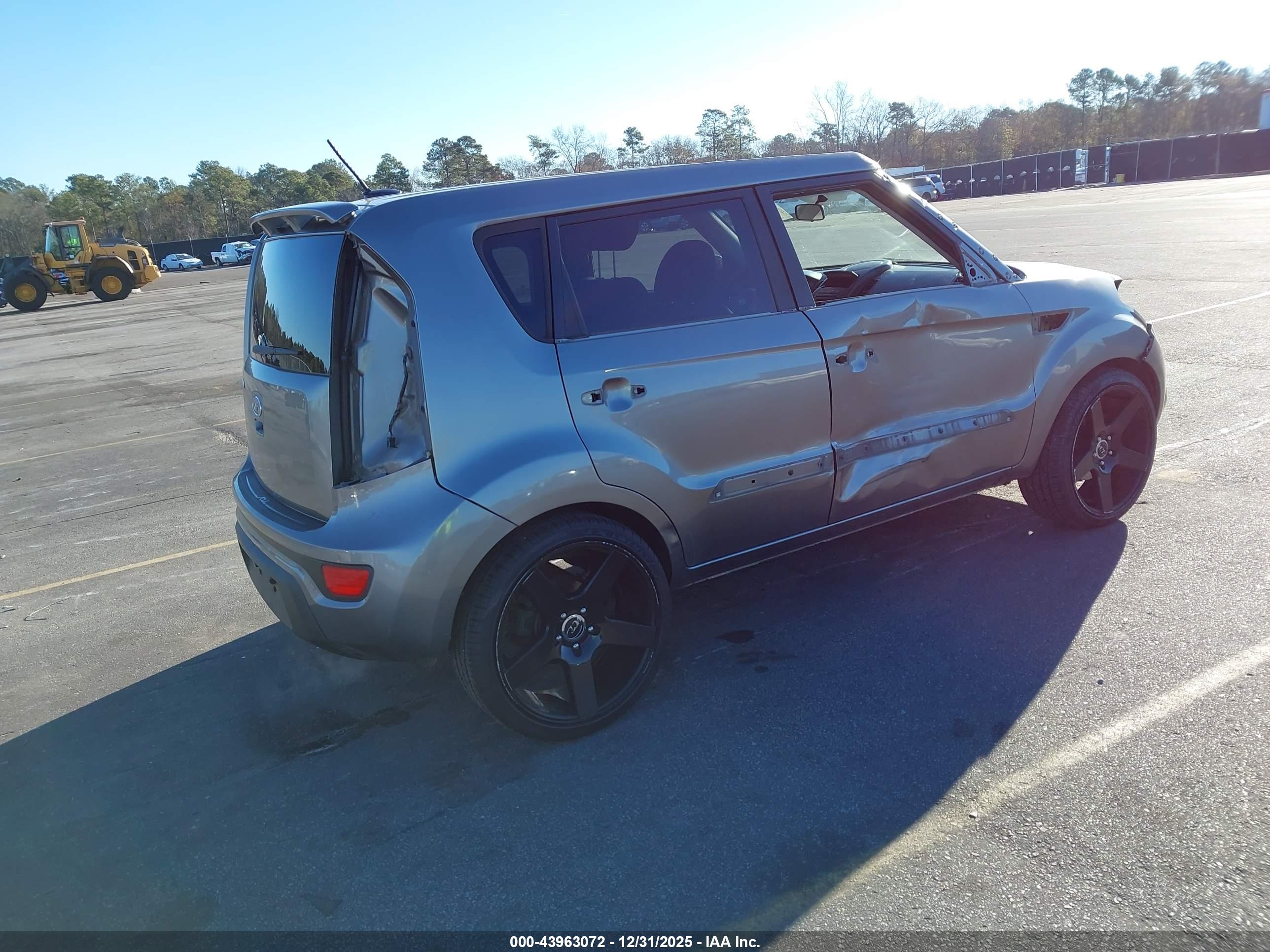 KIA SOUL image 4